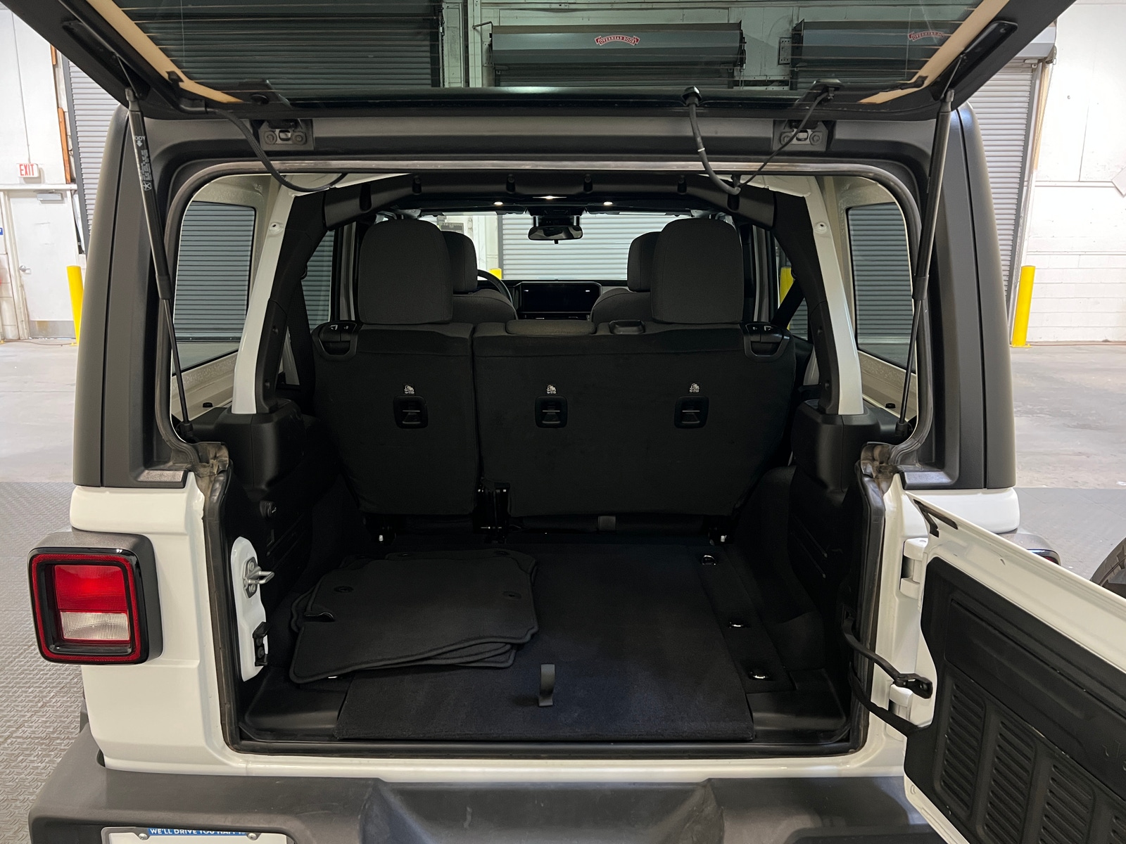 Thumbnail: 2025 Jeep Wrangler - 7