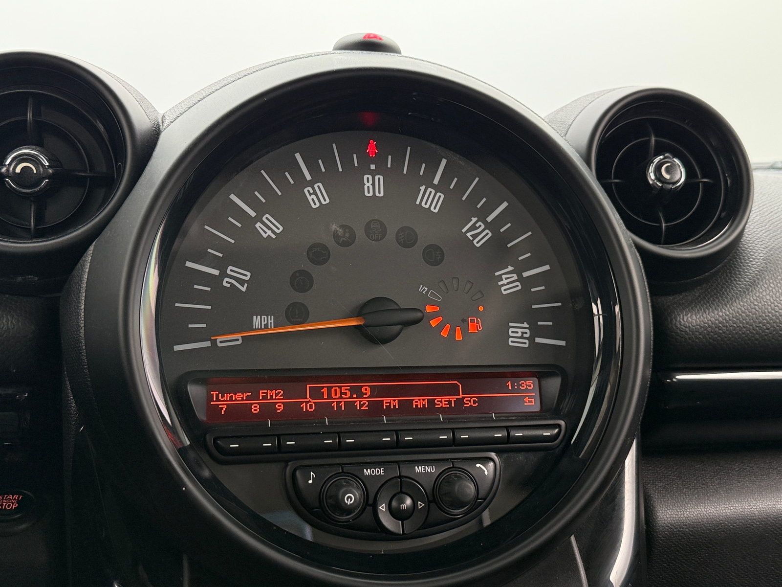 Thumbnail: 2016 MINI Cooper Countryman - 3