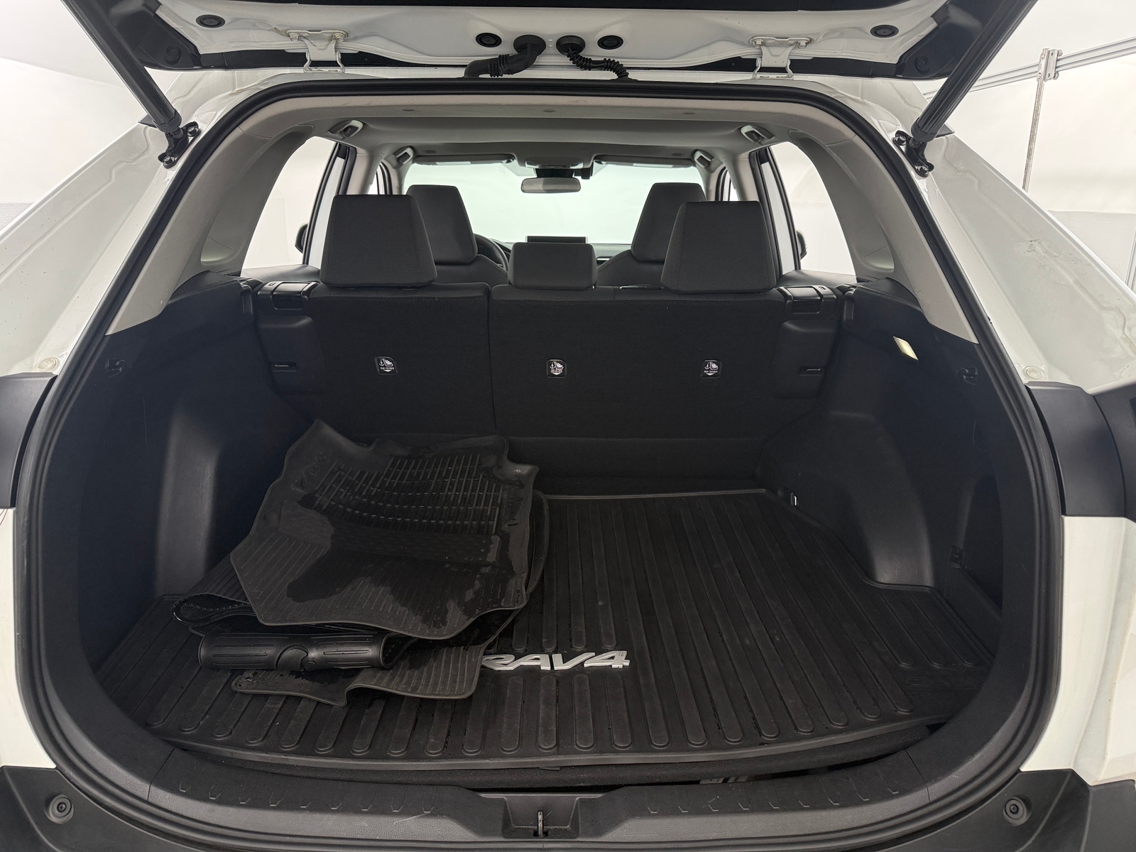 Thumbnail: 2023 Toyota RAV4 - 7