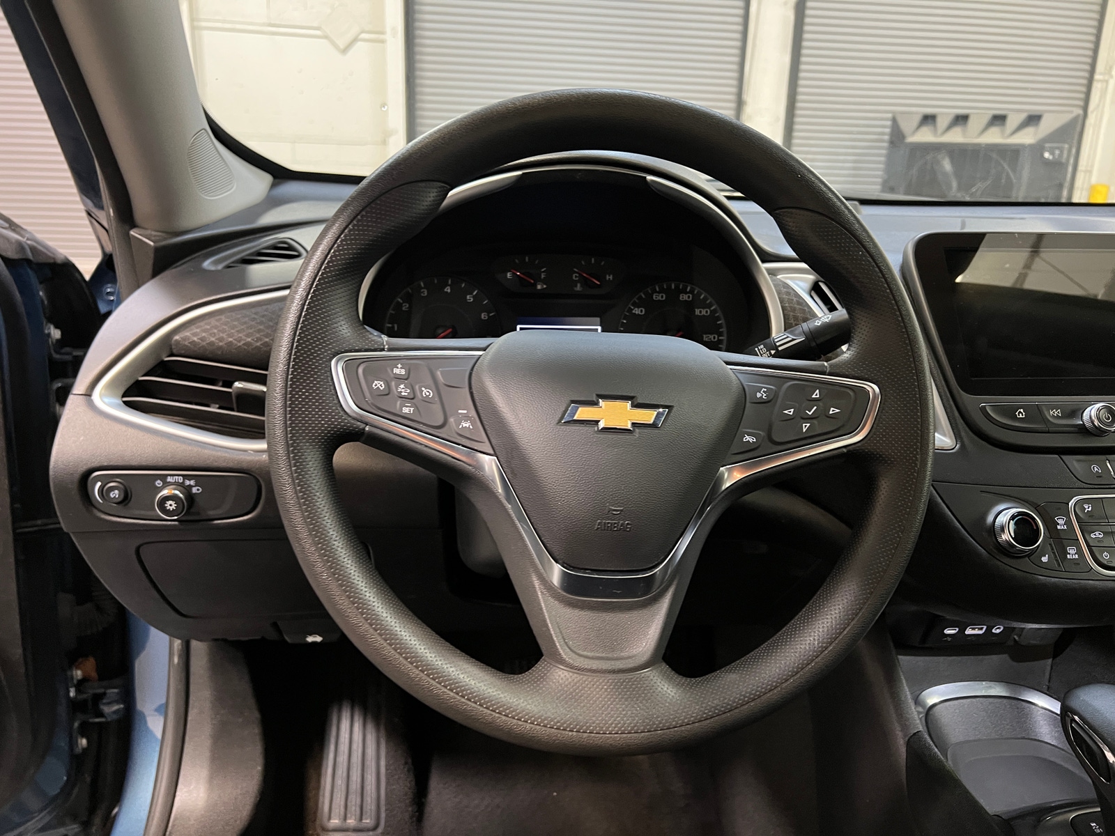 Thumbnail: 2024 Chevrolet Malibu - 5