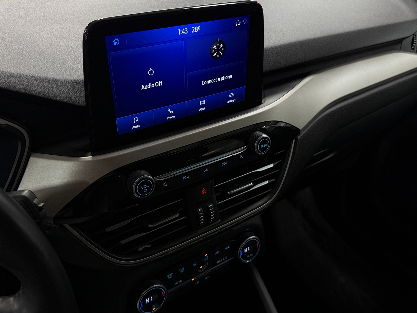 Thumbnail: 2021 Ford Escape - 4