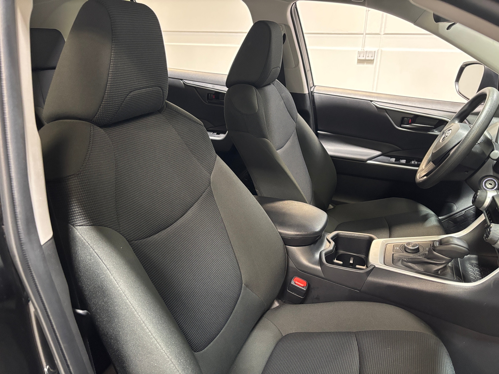 Thumbnail: 2025 Toyota RAV4 - 2