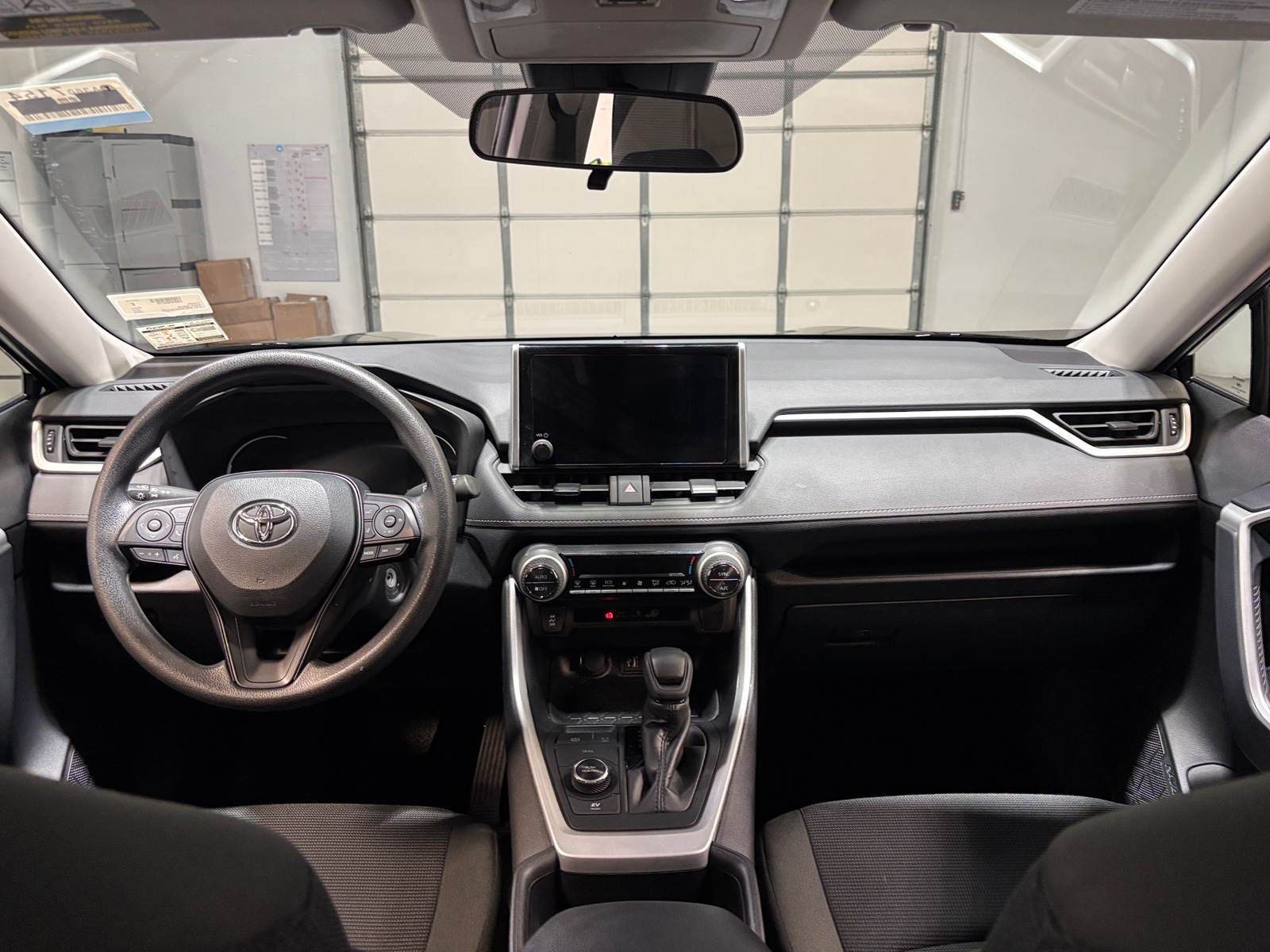 Thumbnail: 2025 Toyota RAV4 - 3