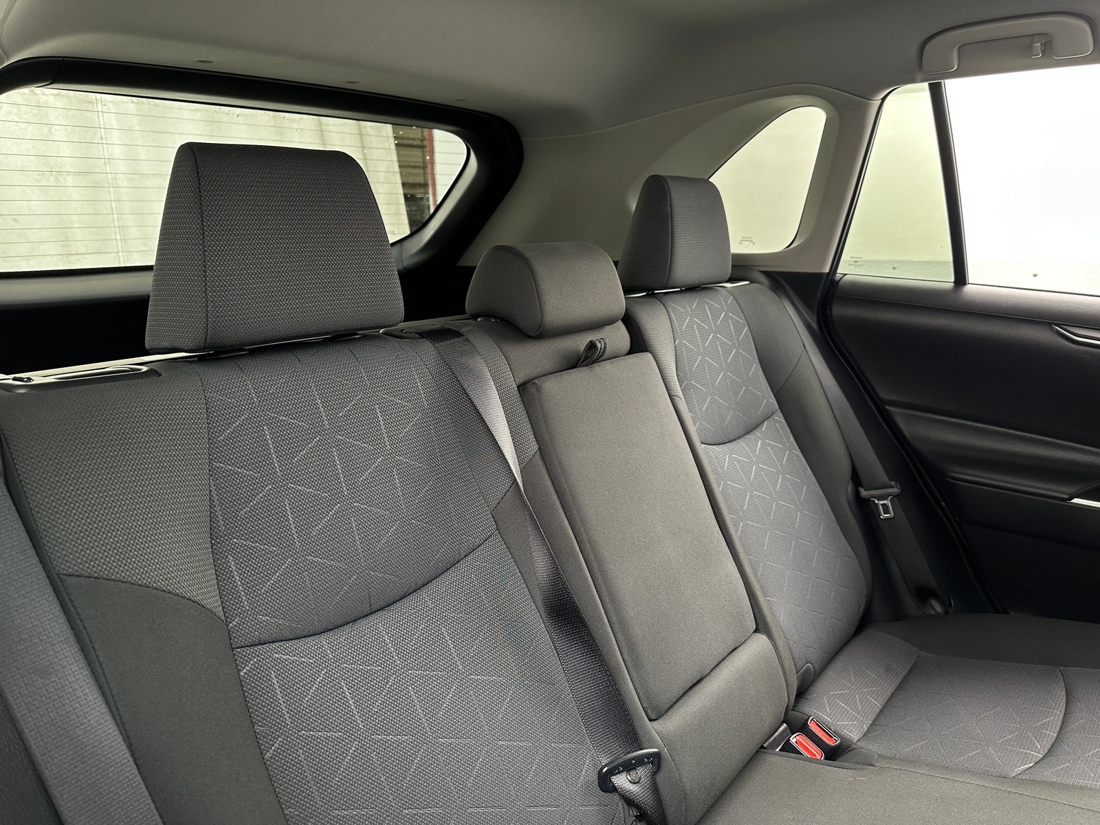 Thumbnail: 2025 Toyota RAV4 - 6