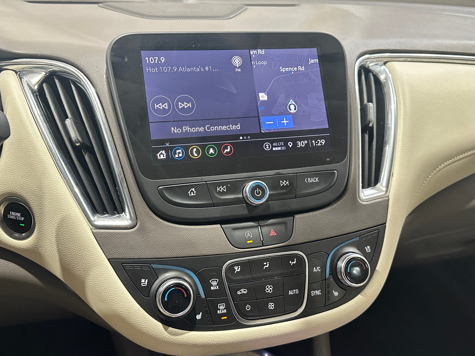 Thumbnail: 2024 Chevrolet Malibu - 3