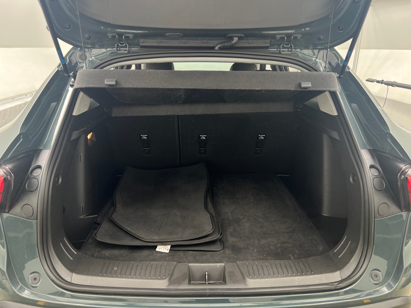 Thumbnail: 2025 Chevrolet Trax - 7