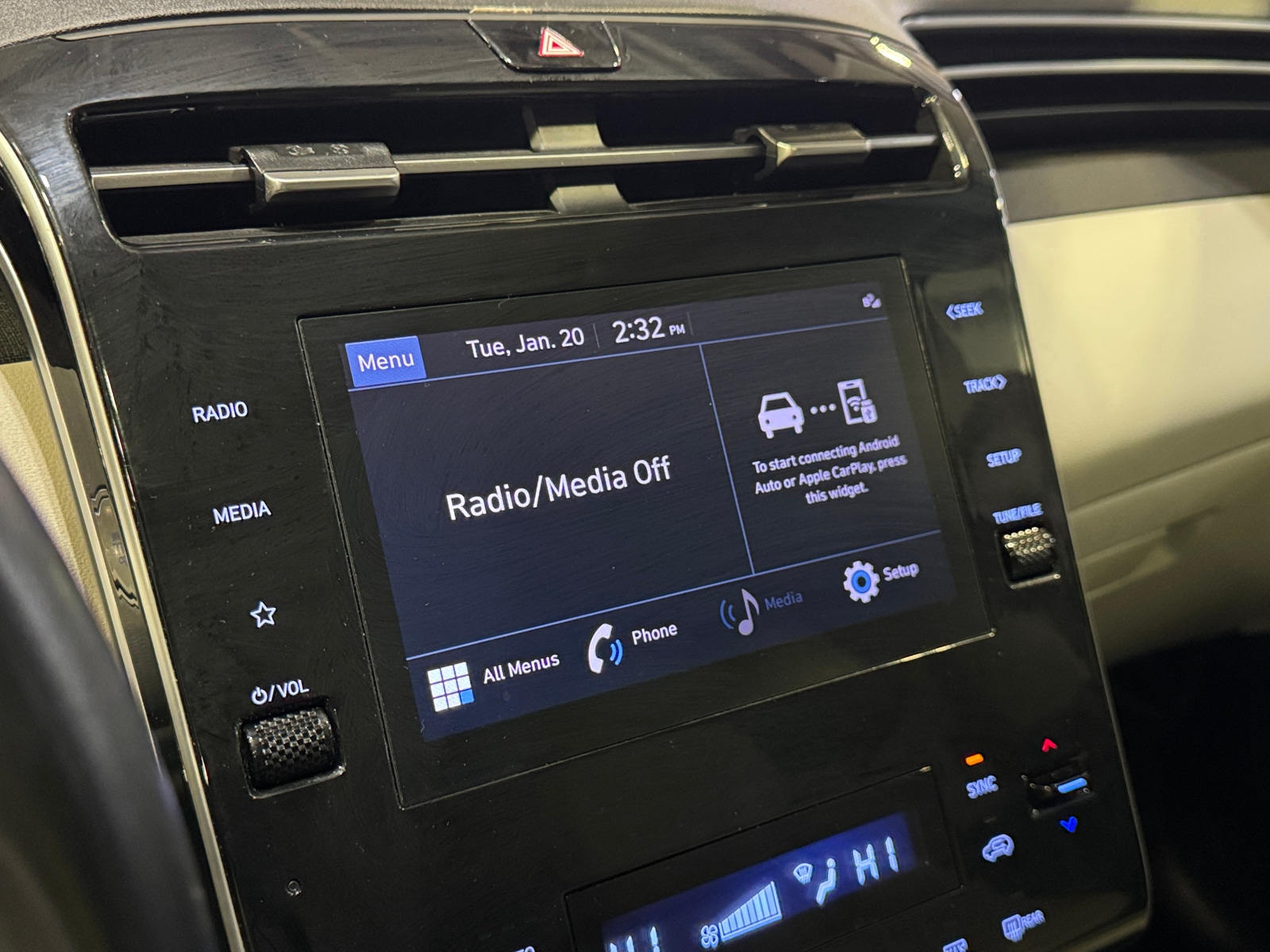 Thumbnail: 2023 Hyundai Tucson - 4