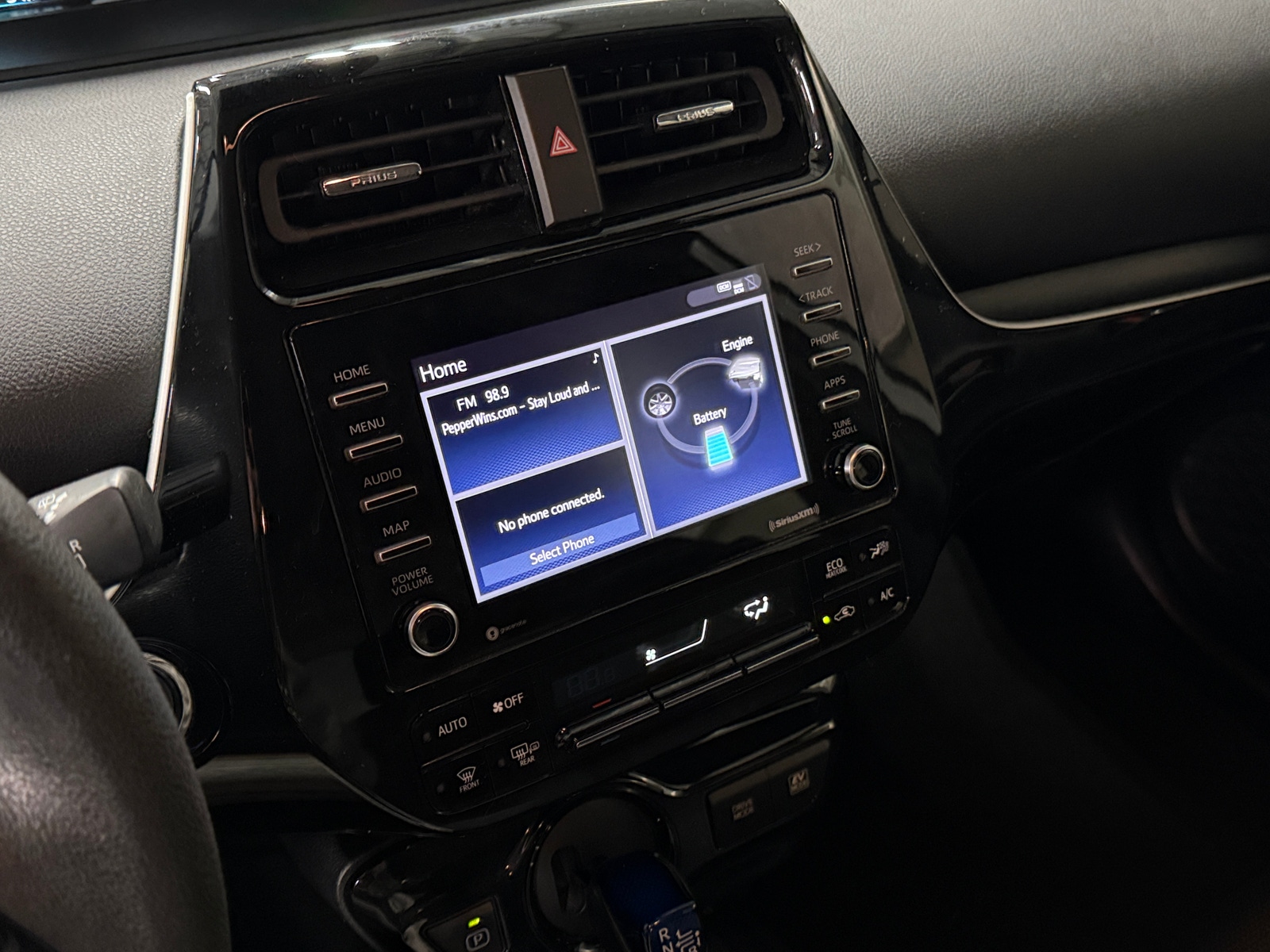 Thumbnail: 2021 Toyota Prius - 4