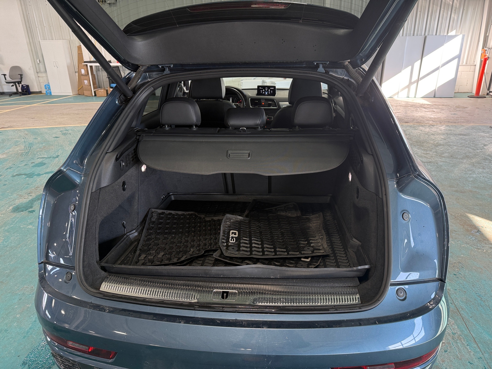 Thumbnail: 2018 Audi Q3 - 6