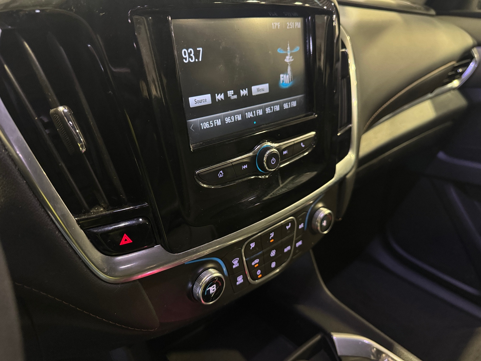 Thumbnail: 2019 Chevrolet Traverse - 4