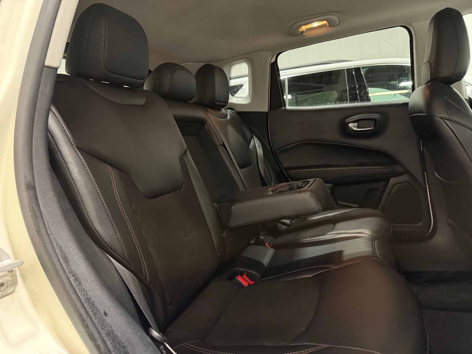 Thumbnail: 2018 Jeep Compass - 6