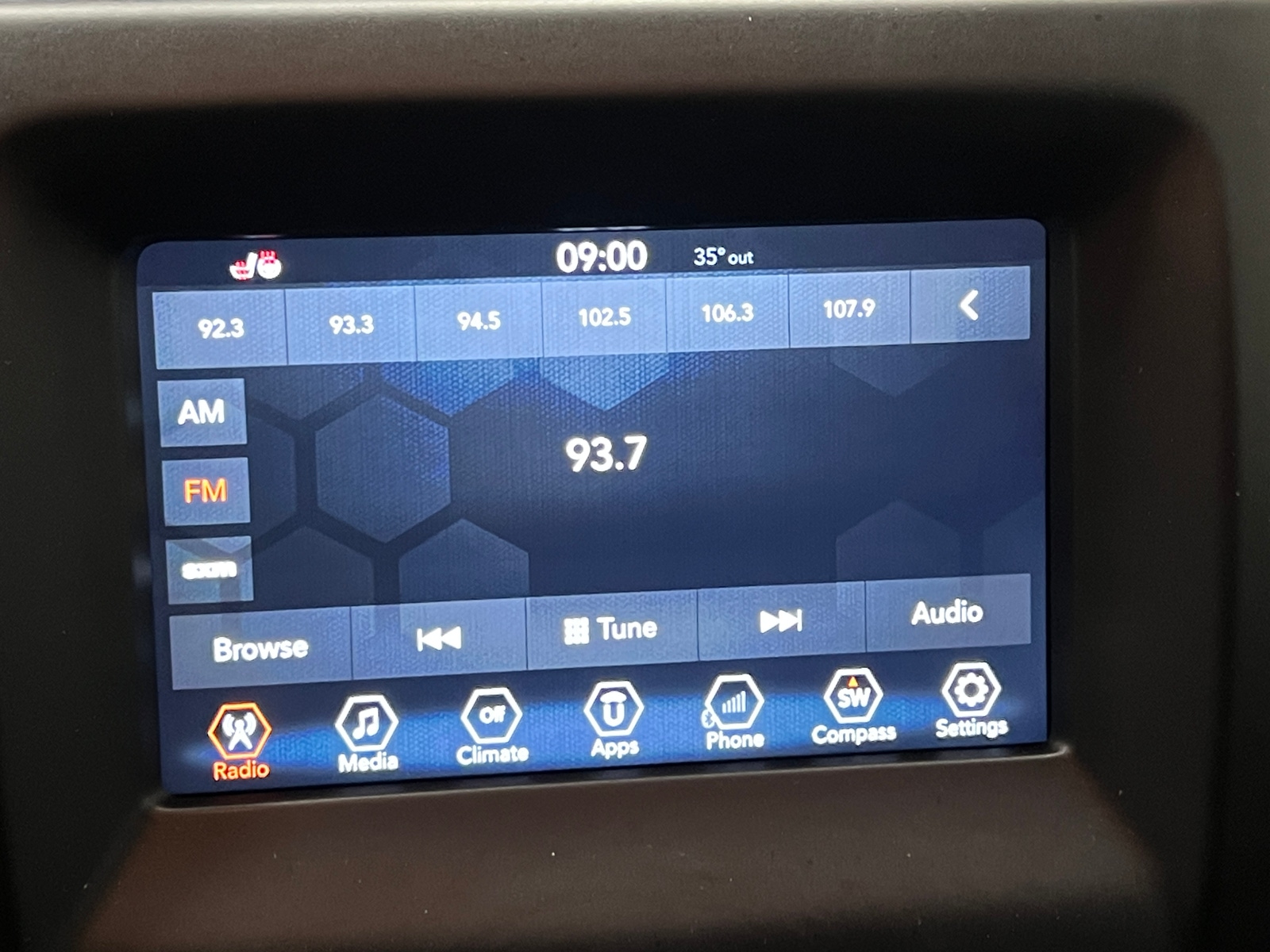 Thumbnail: 2018 Jeep Compass - 4