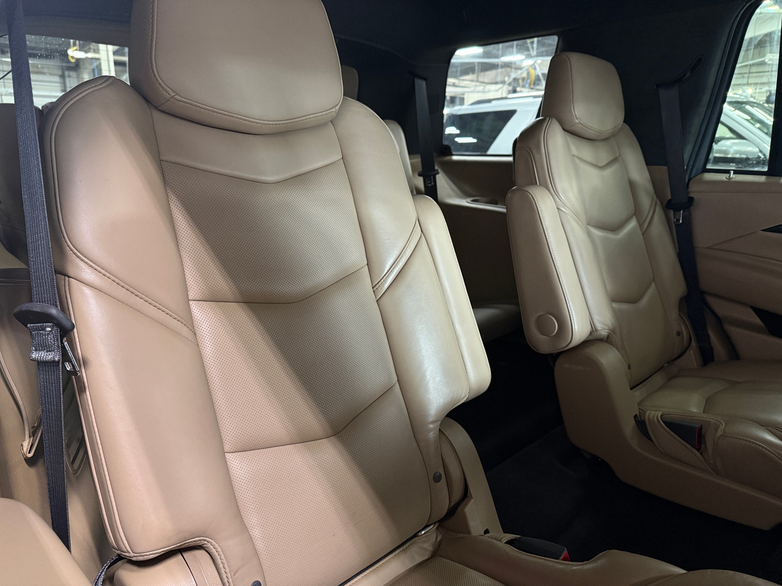 Thumbnail: 2020 Cadillac Escalade - 5