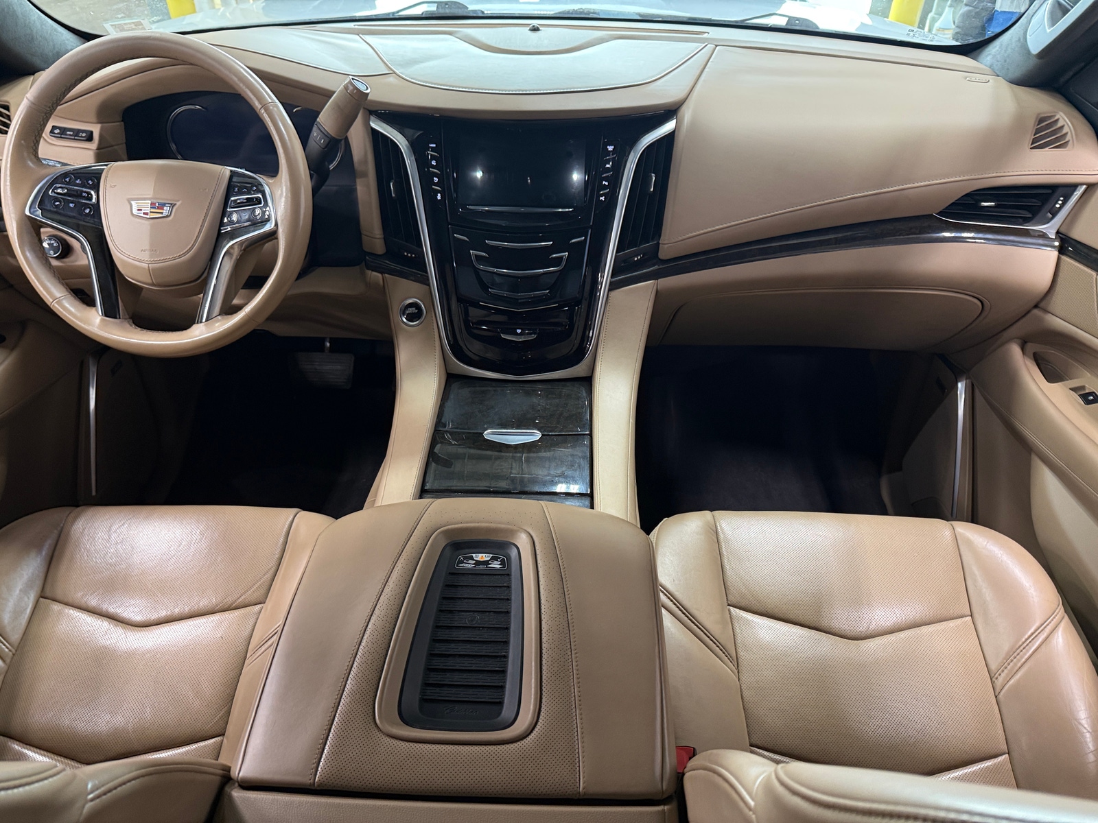 Thumbnail: 2020 Cadillac Escalade - 2