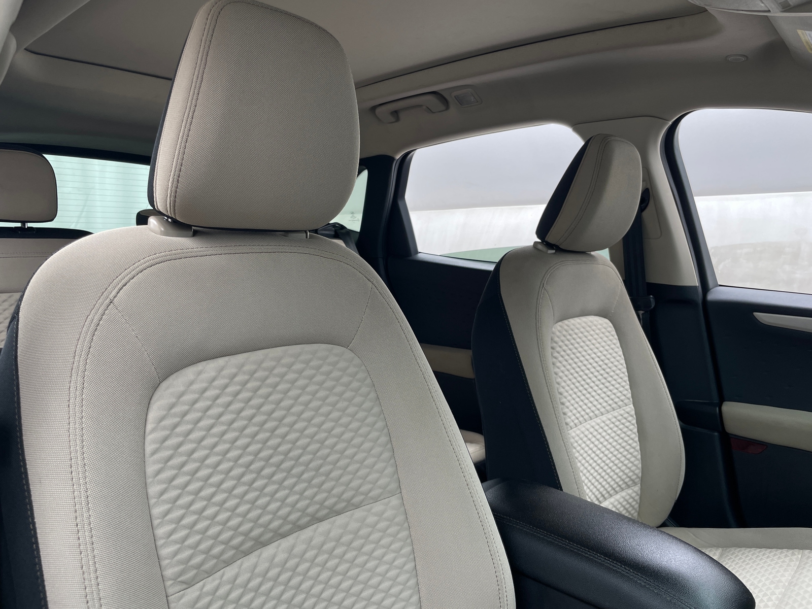 Thumbnail: 2020 Ford Escape - 2