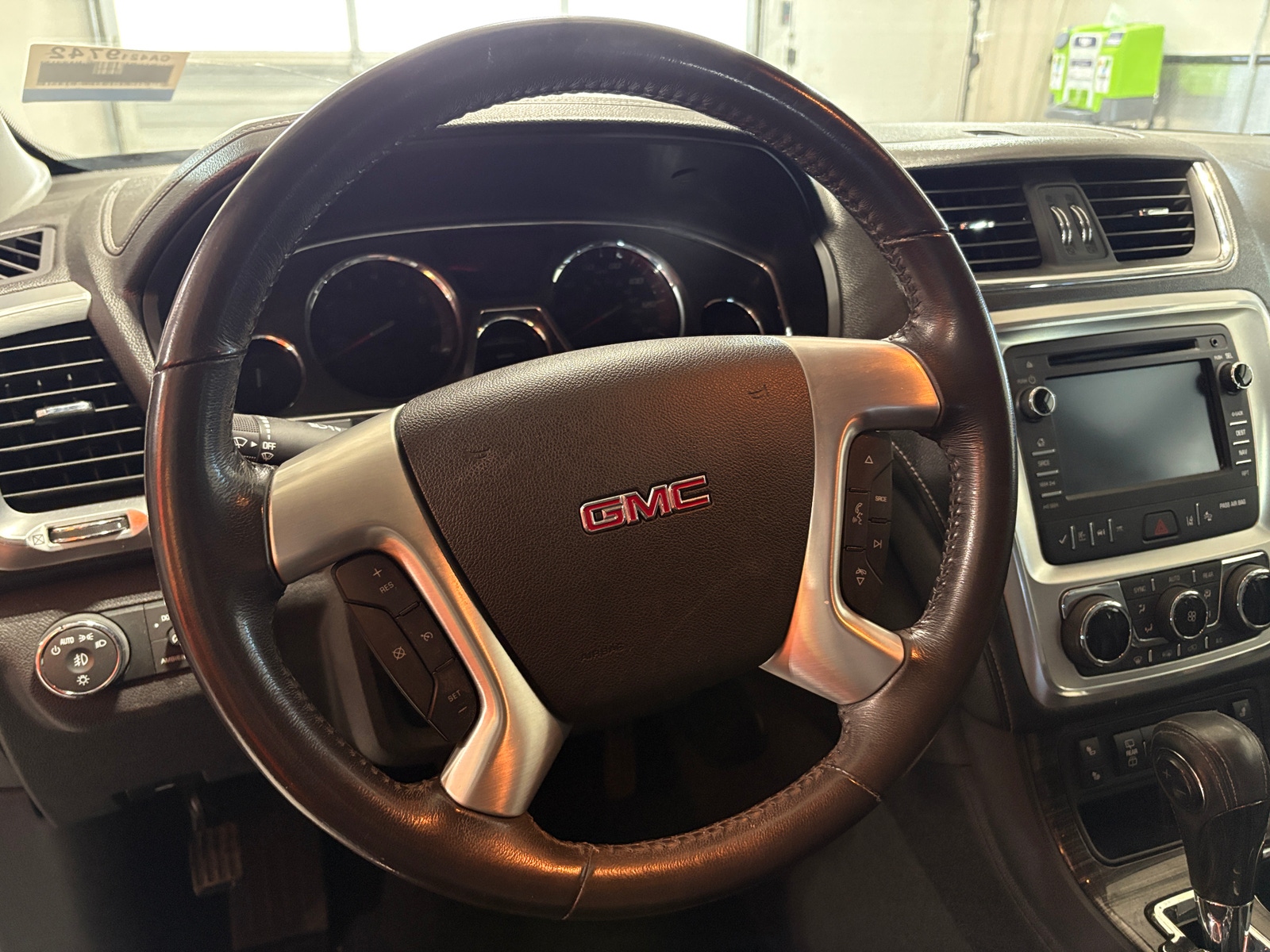 Thumbnail: 2016 GMC Acadia - 4