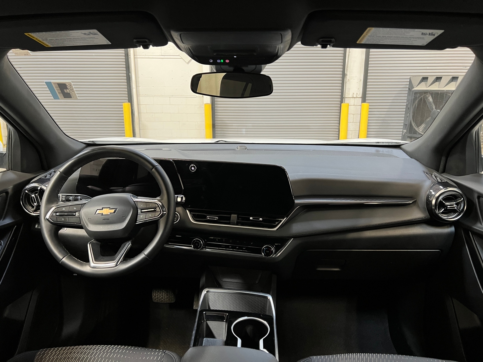 Thumbnail: 2025 Chevrolet Equinox - 3