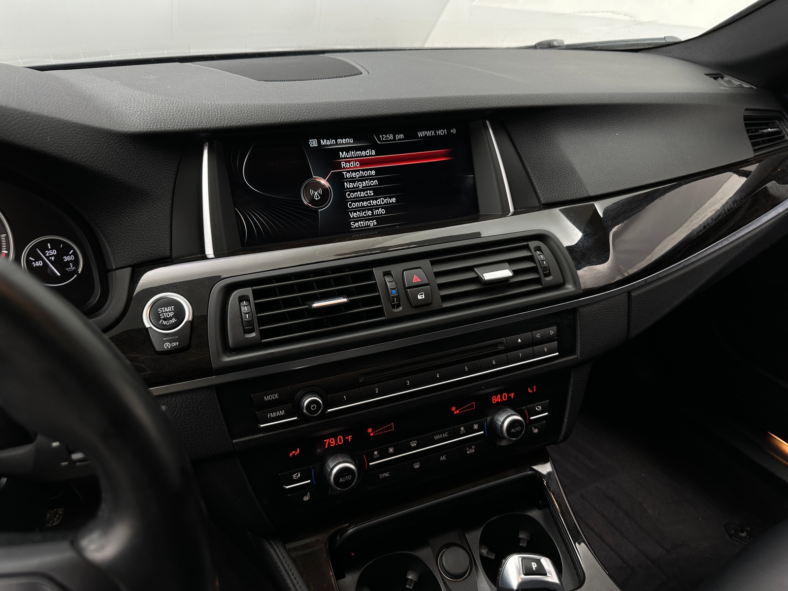 Thumbnail: 2015 BMW 5 Series - 3