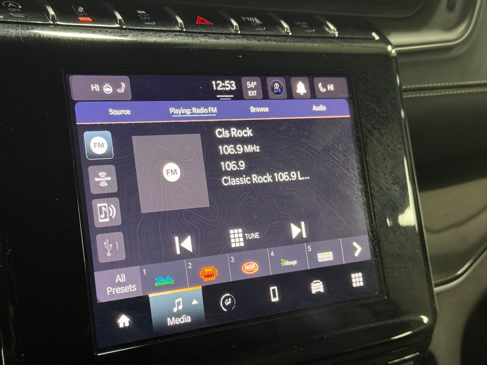 Thumbnail: 2022 Jeep Grand Cherokee L - 4