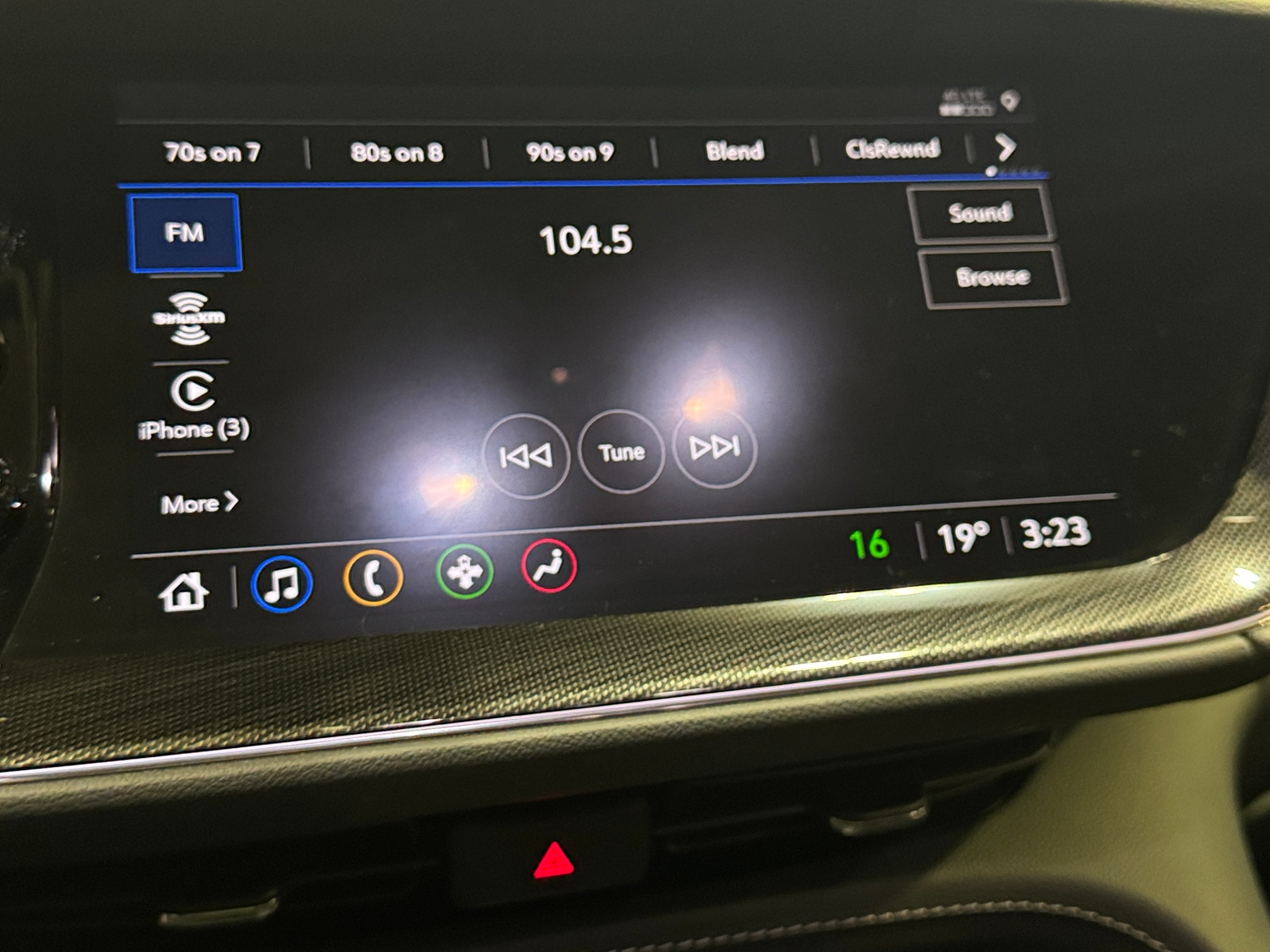 Thumbnail: 2022 Buick Envision - 4