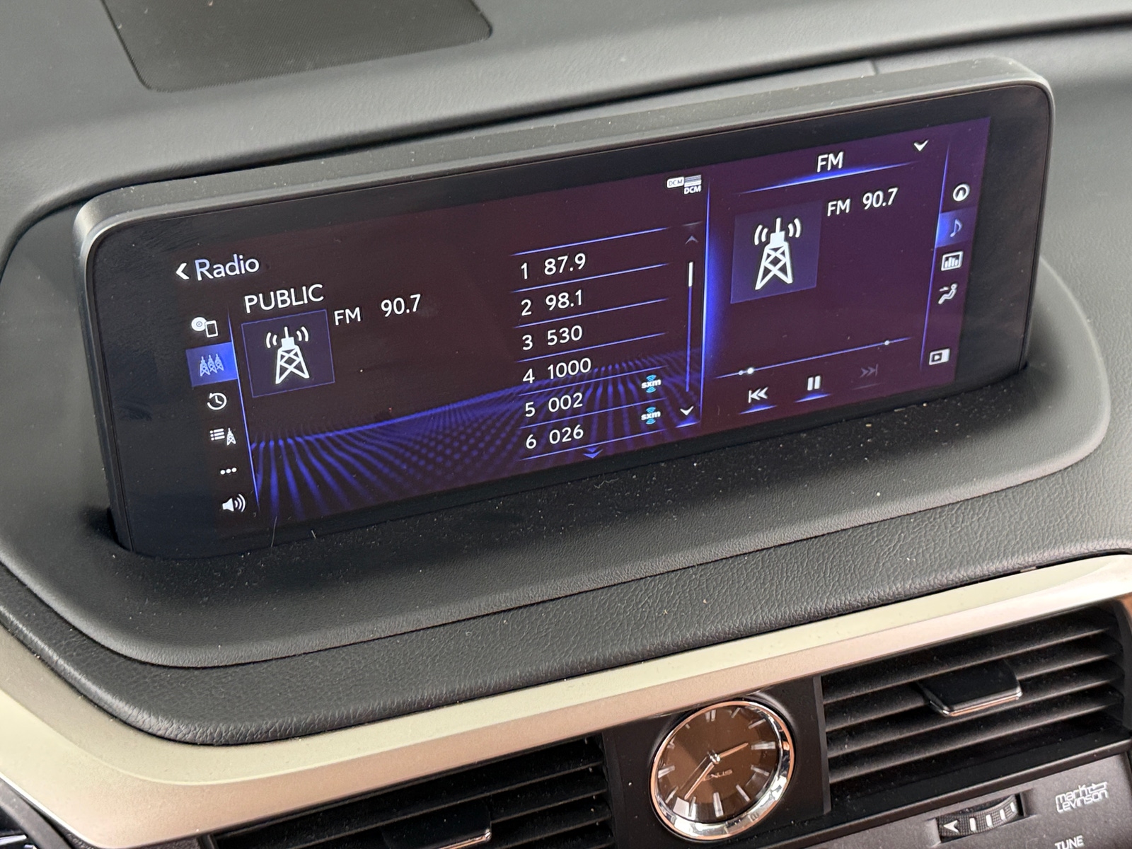 Thumbnail: 2021 Lexus RX - 3