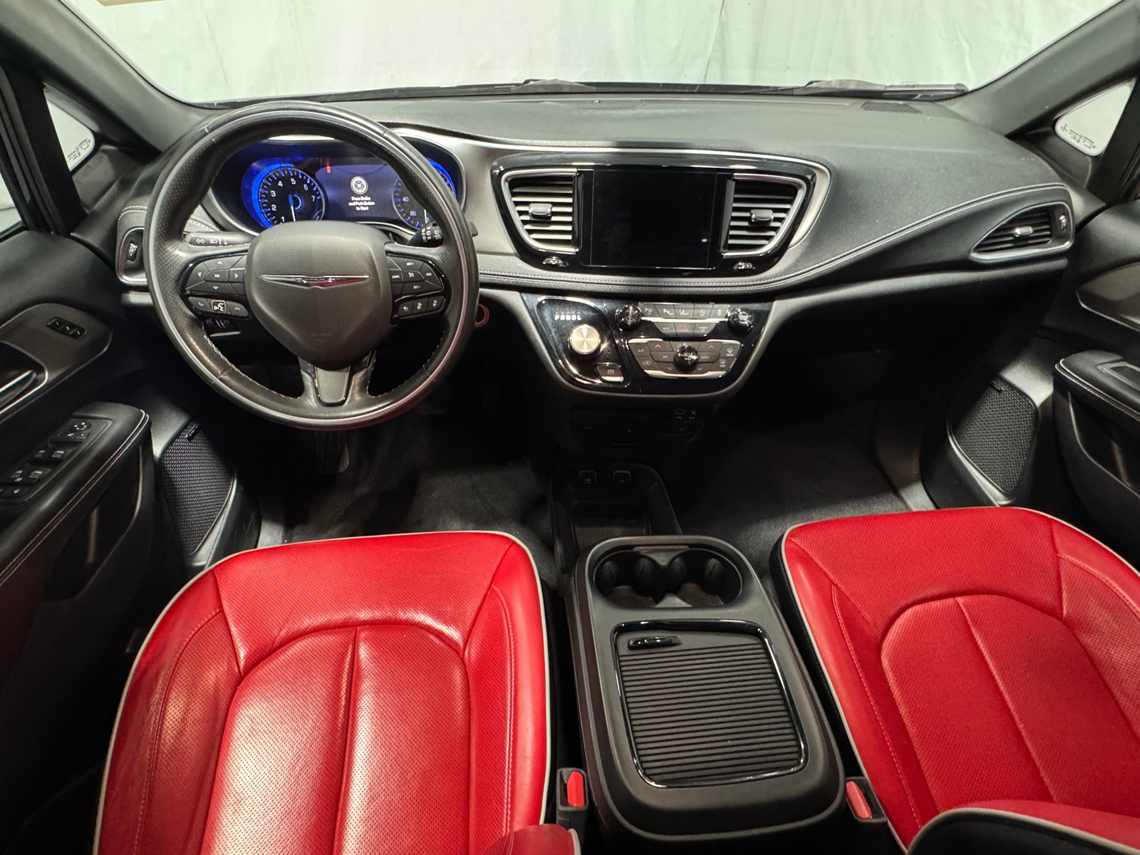 Thumbnail: 2020 Chrysler Pacifica - 2