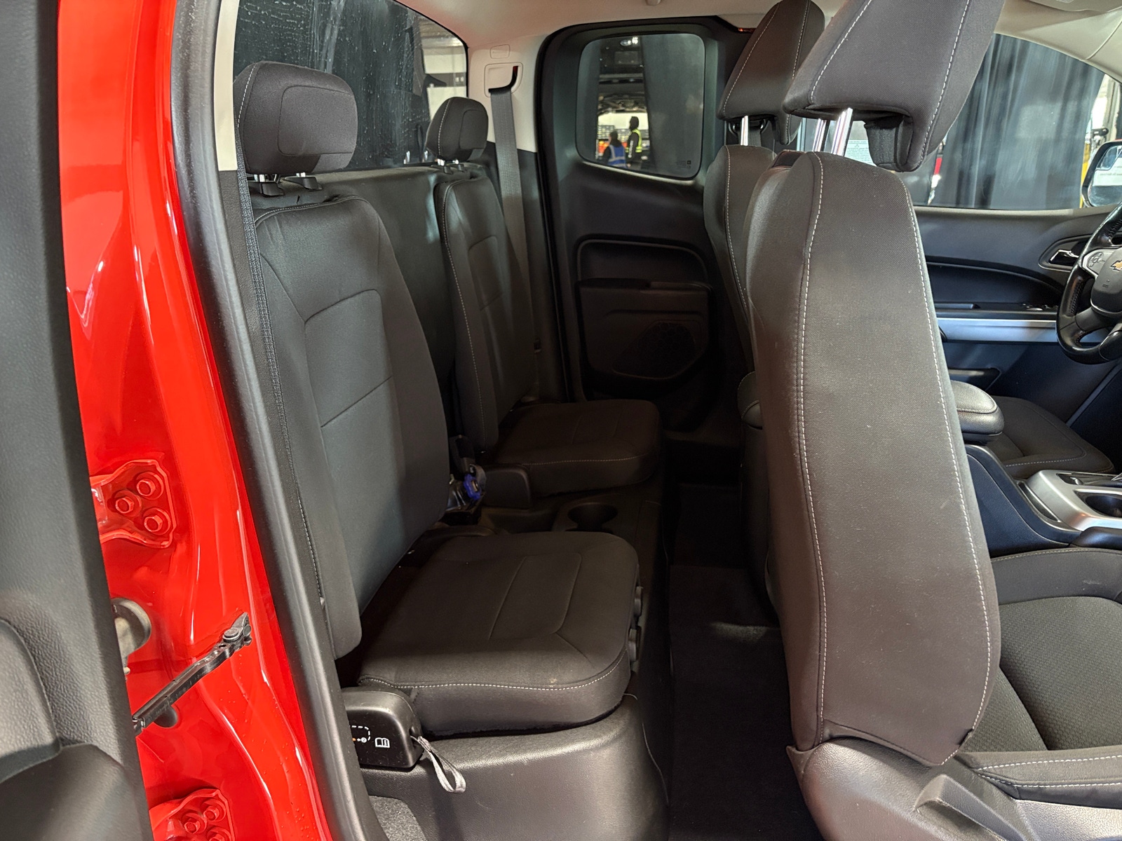 Thumbnail: 2019 Chevrolet Colorado - 6