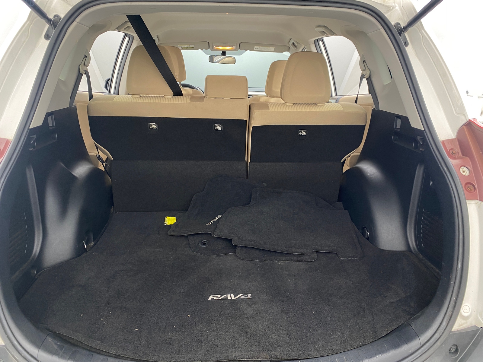 Thumbnail: 2013 Toyota RAV4 - 7