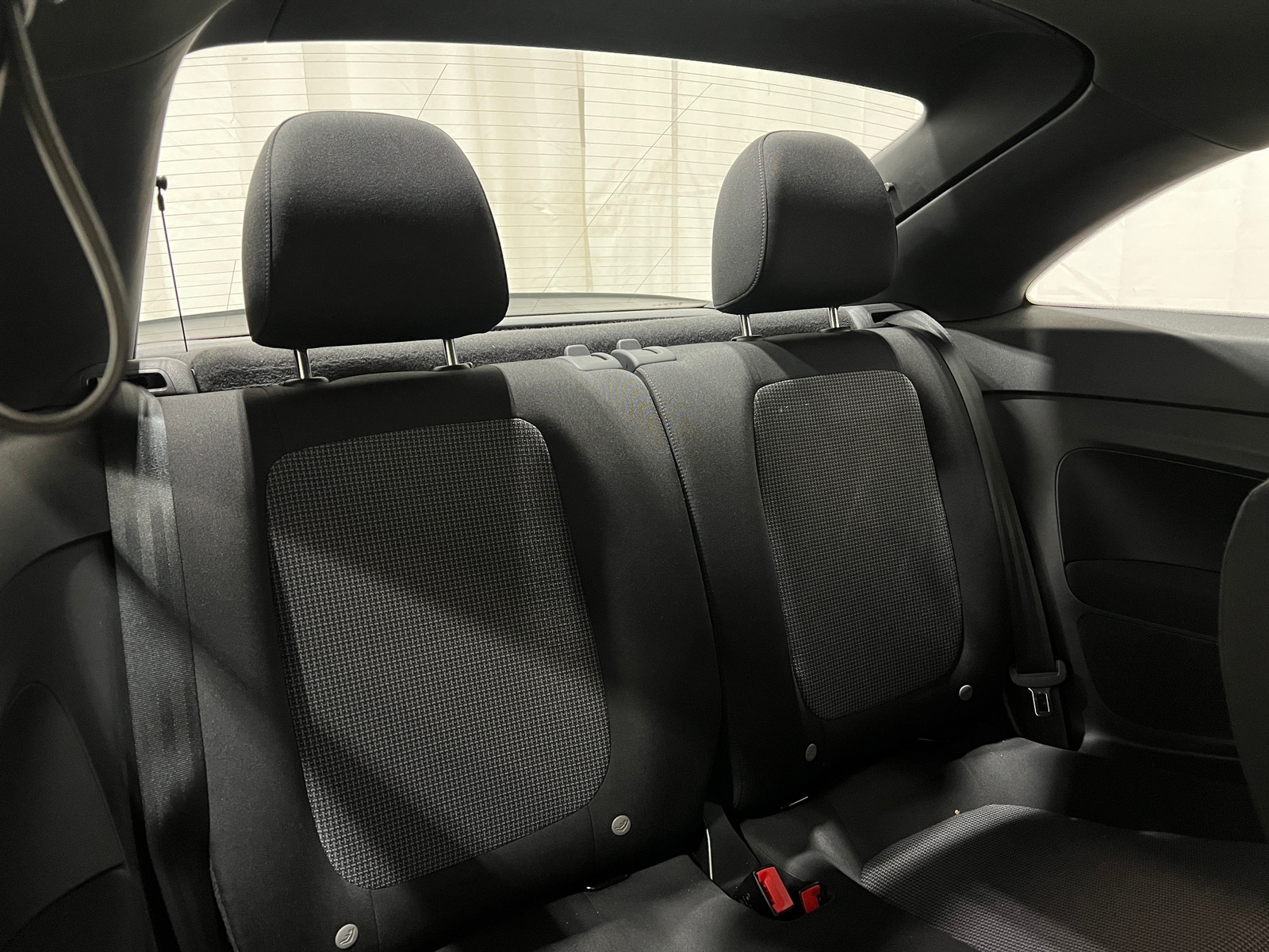 Thumbnail: 2017 Volkswagen Beetle - 6