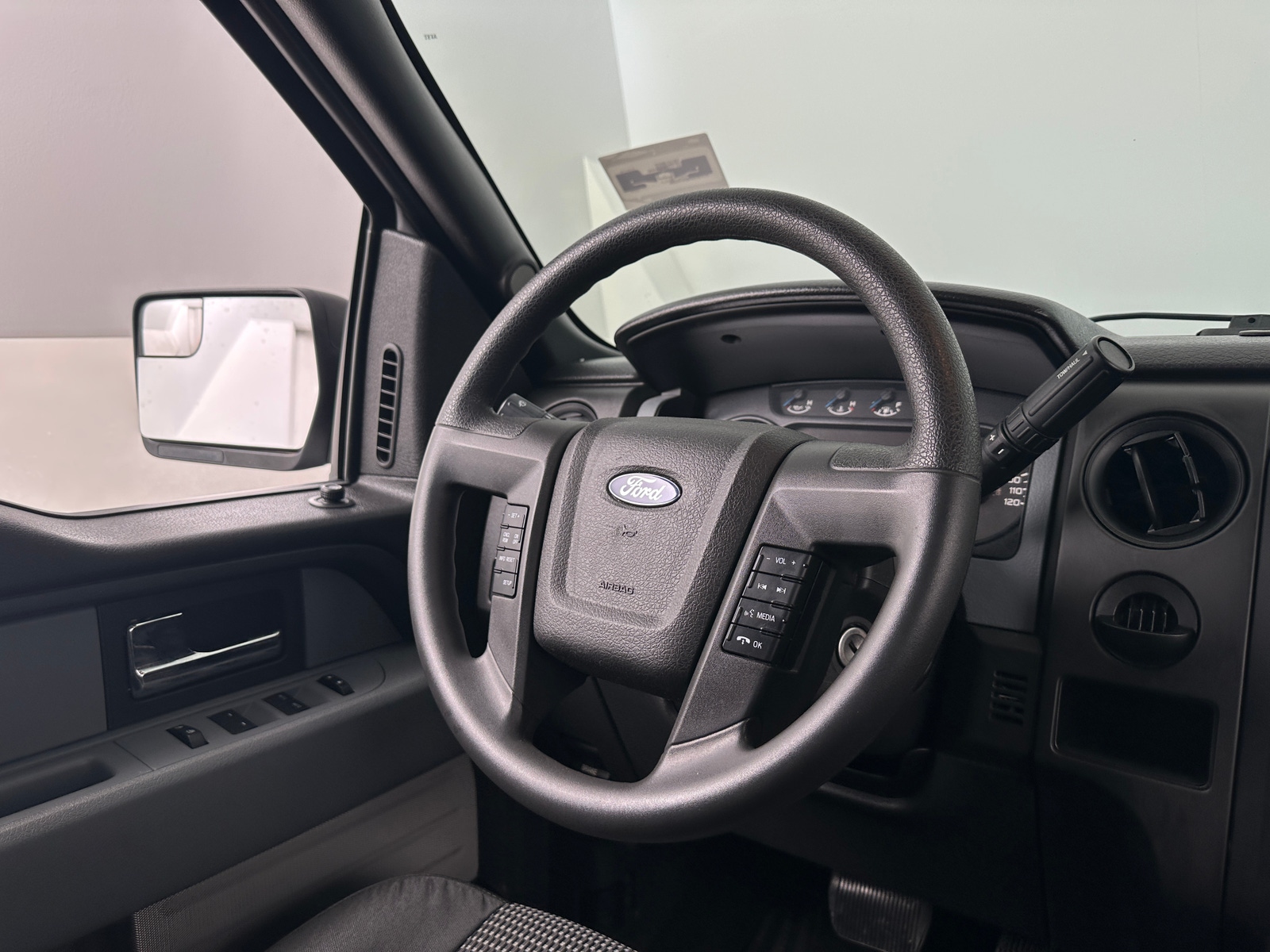 Thumbnail: 2014 Ford Econoline - 5