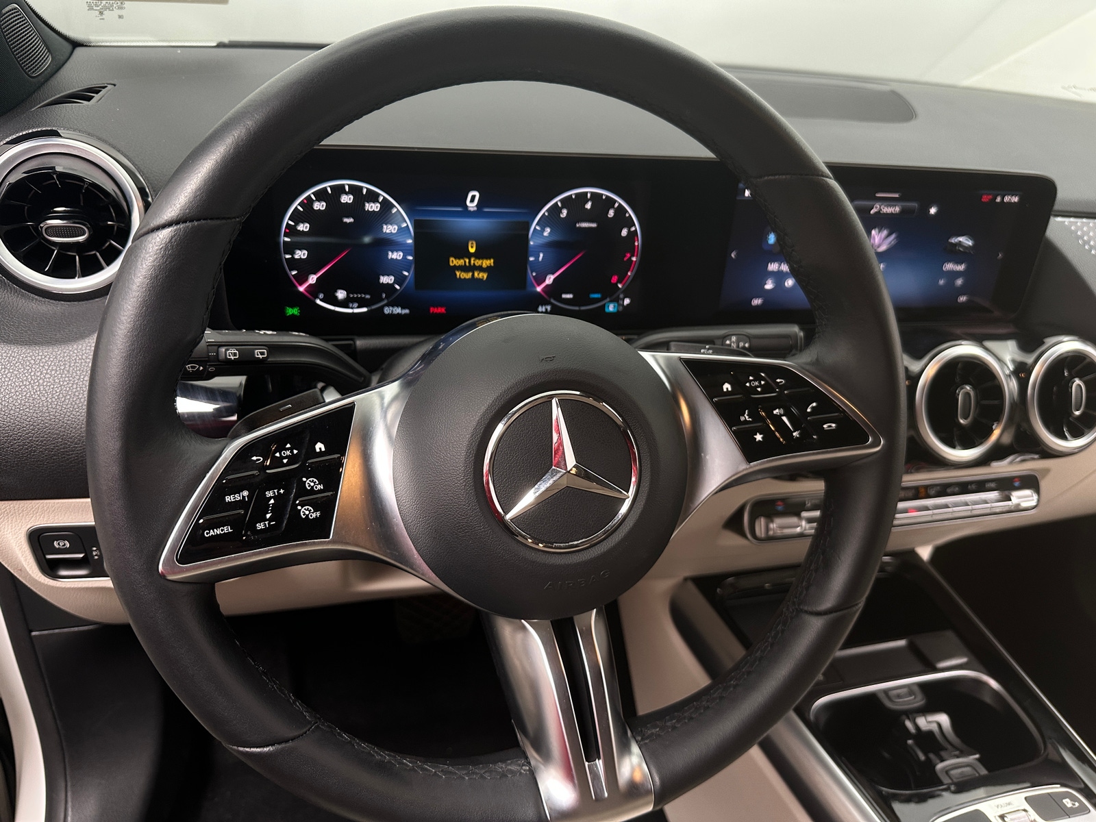 Thumbnail: 2025 Mercedes-Benz GLA - 4