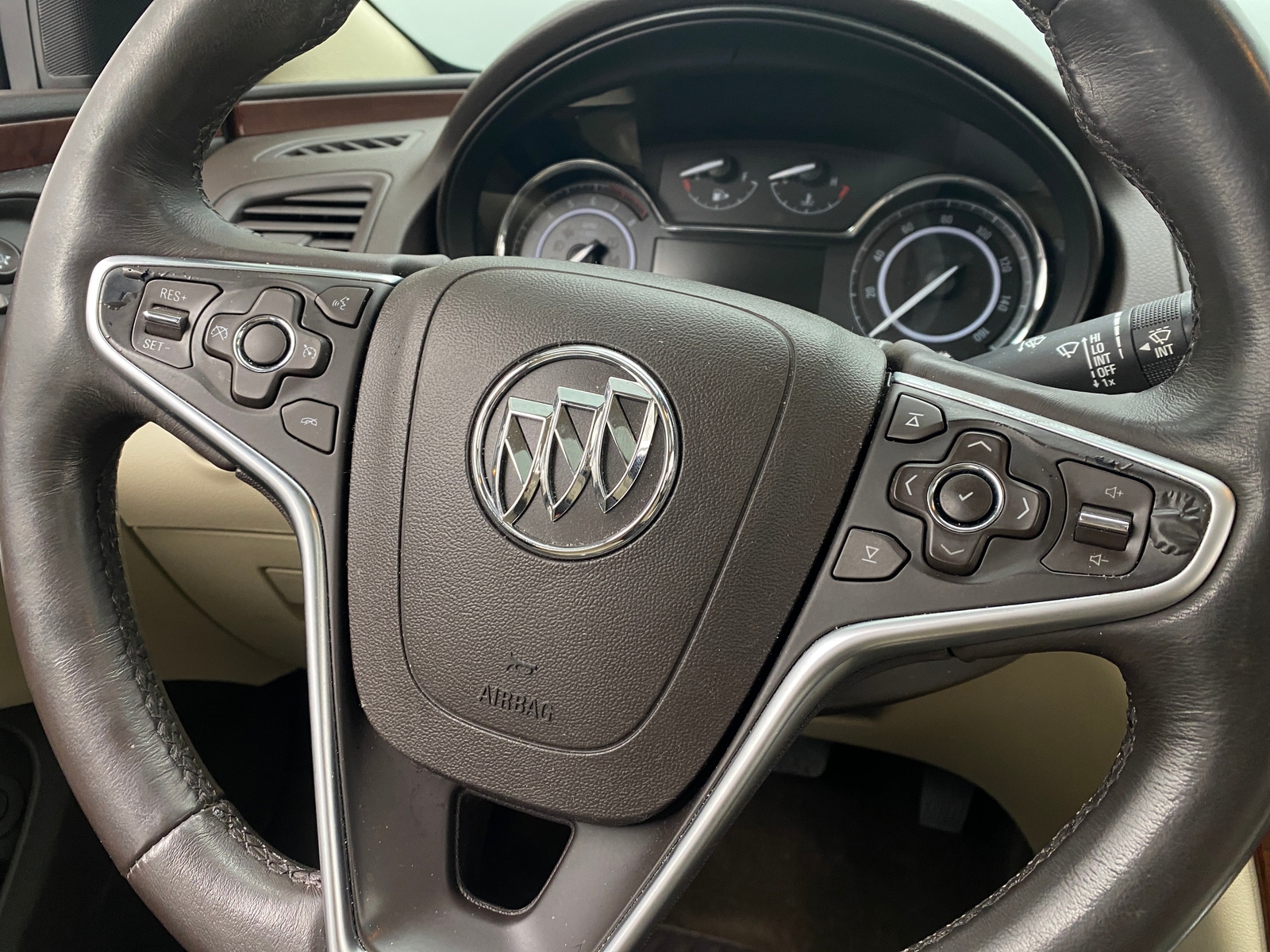 Thumbnail: 2017 Buick Regal - 4