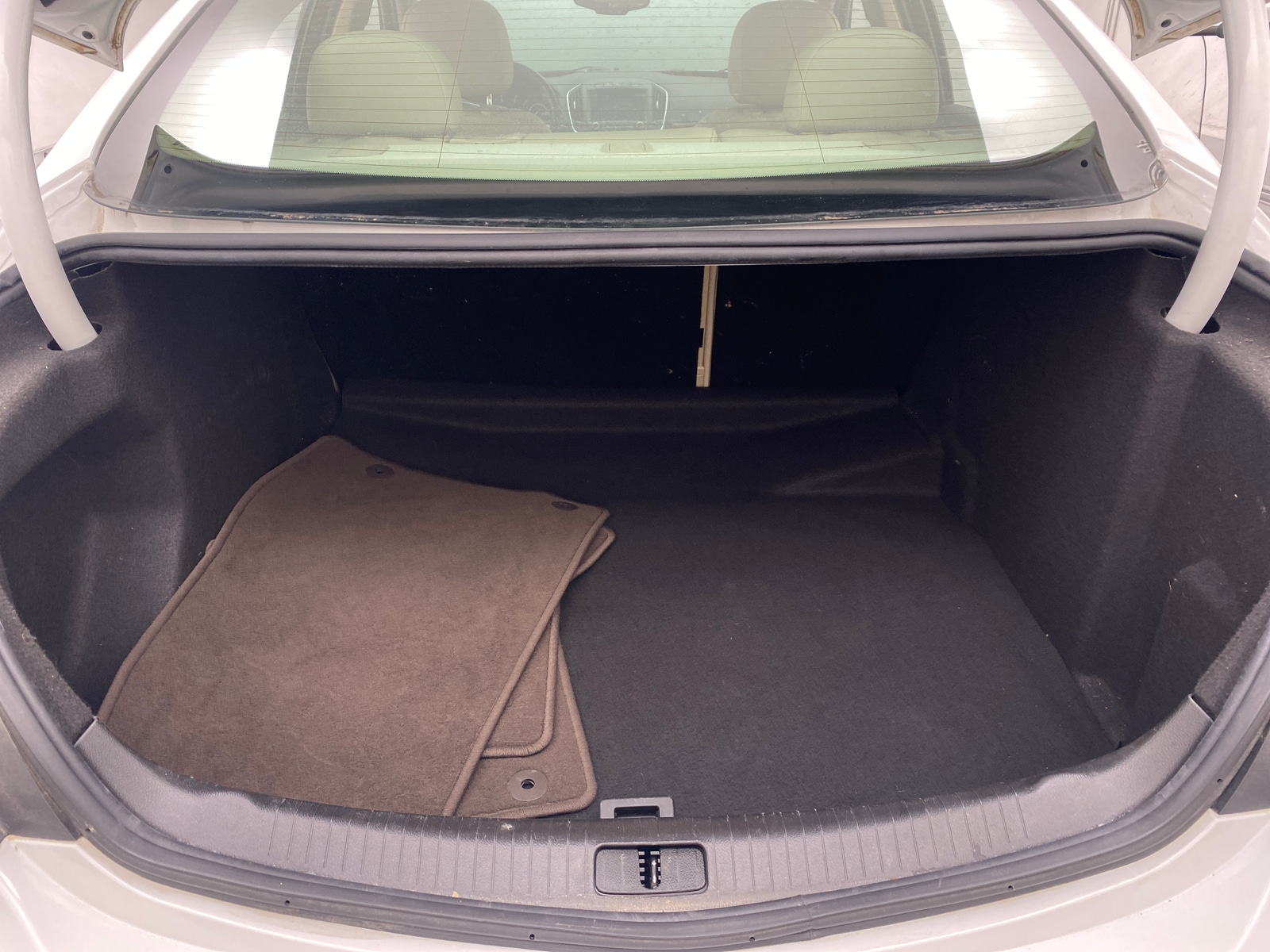 Thumbnail: 2017 Buick Regal - 6