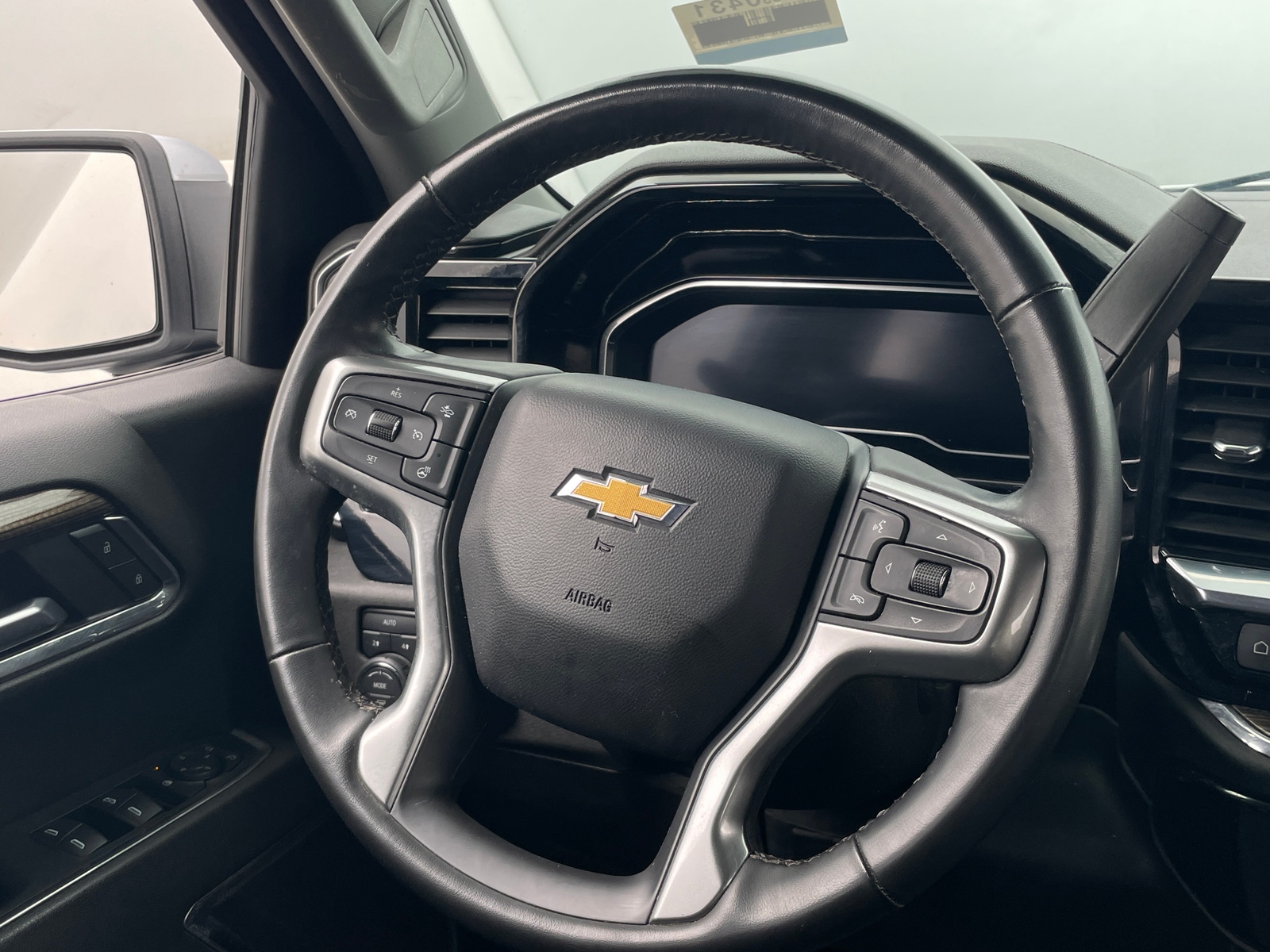 Thumbnail: 2024 Chevrolet Silverado 1500 - 5