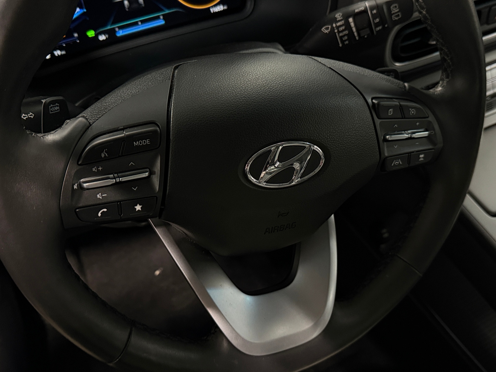 Thumbnail: 2023 Hyundai Kona - 4