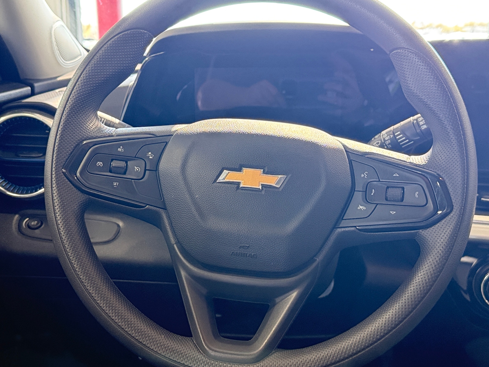 Thumbnail: 2025 Chevrolet Trax - 5