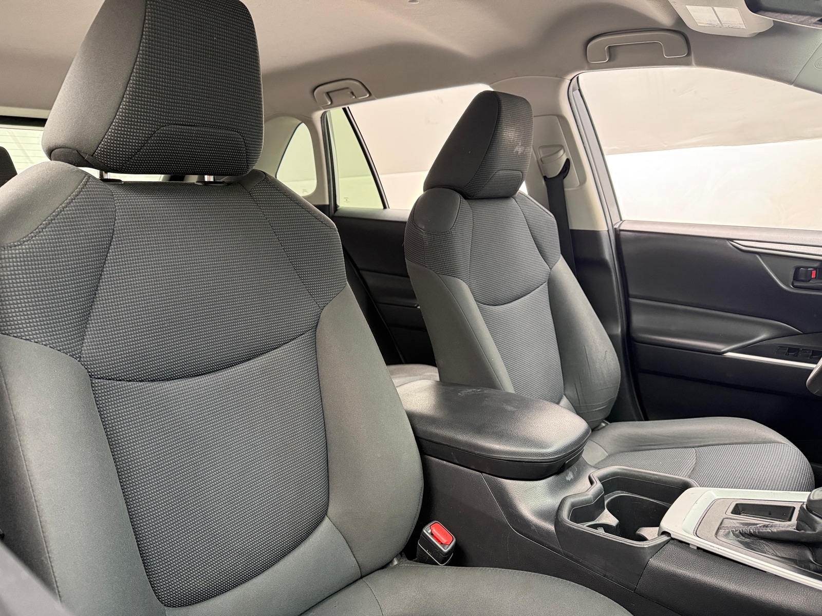 Thumbnail: 2020 Toyota RAV4 - 2