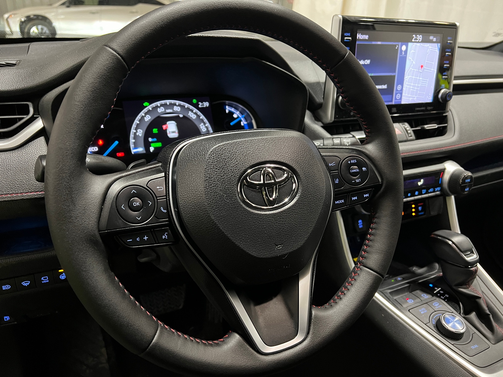 Thumbnail: 2022 Toyota RAV4 - 4