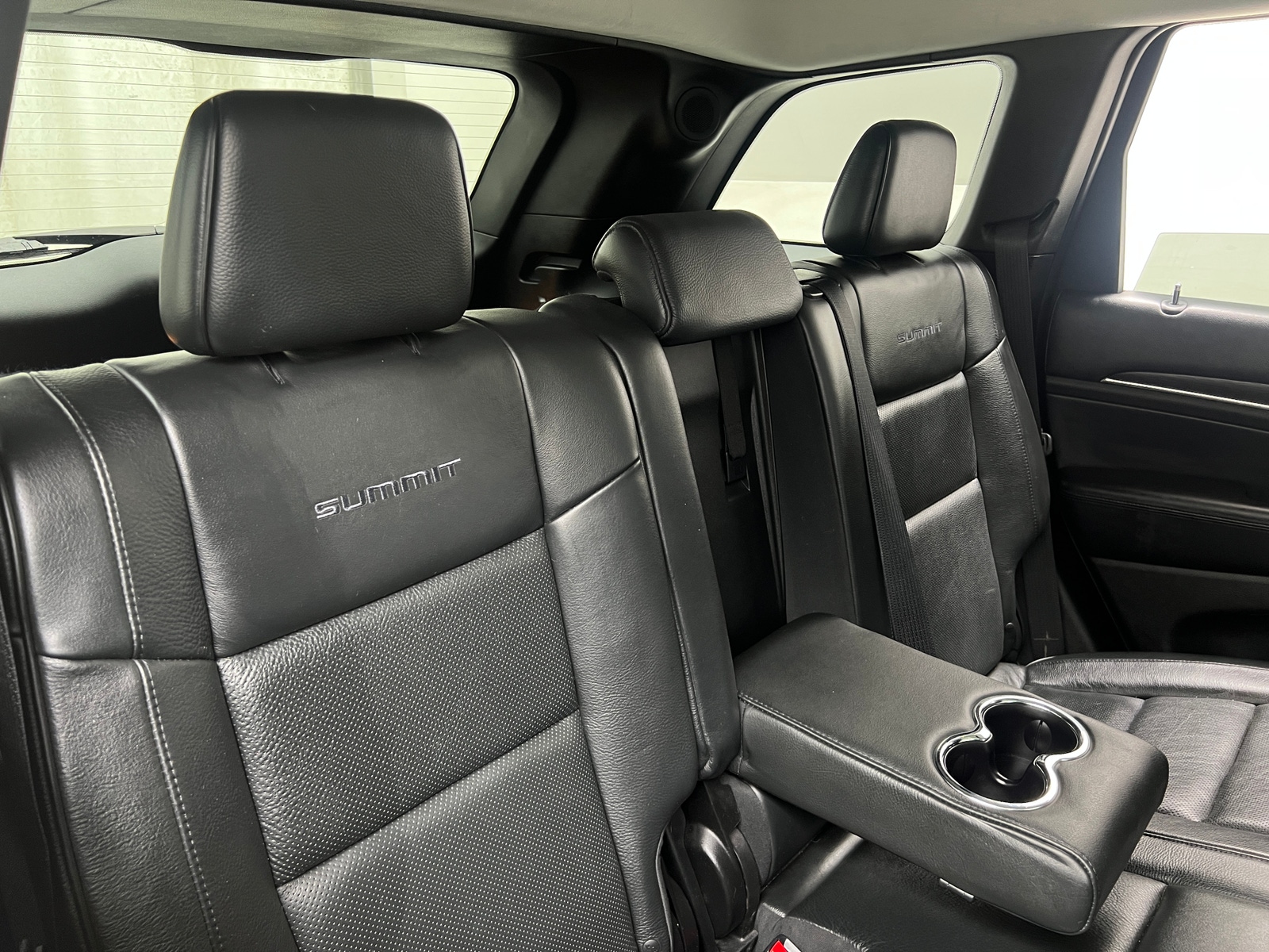 Thumbnail: 2018 Jeep Grand Cherokee - 5