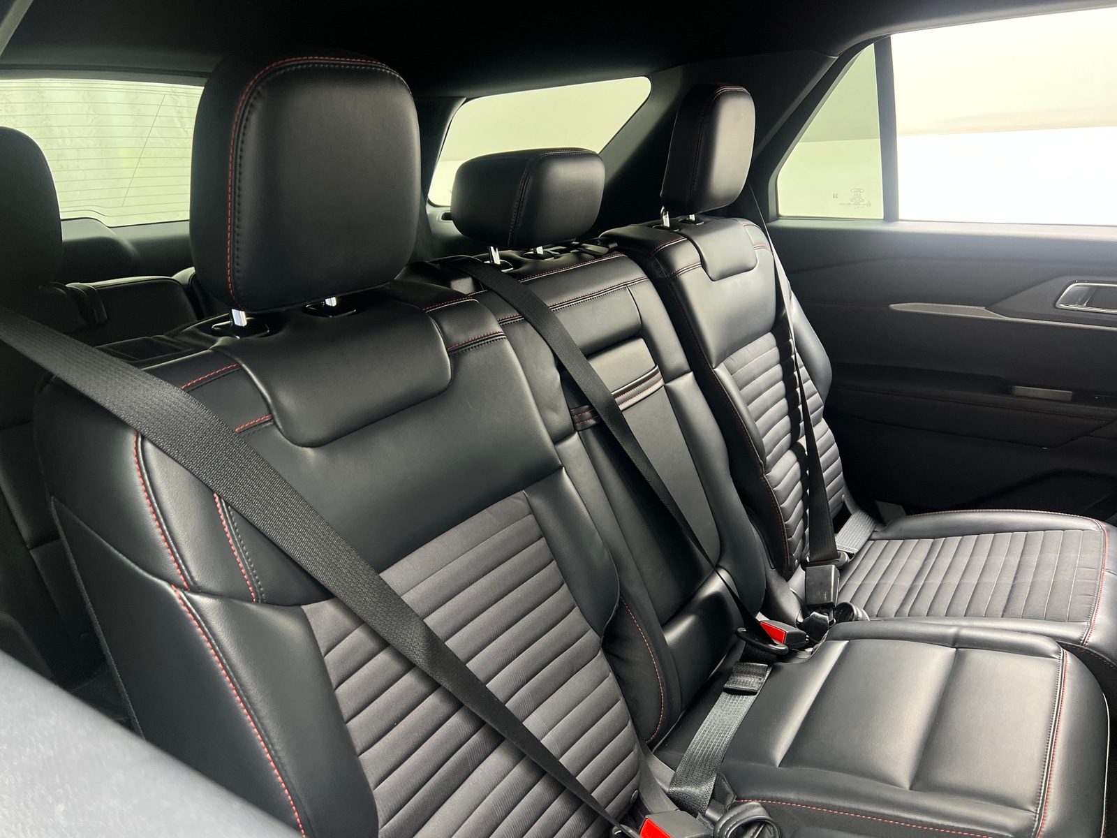 Thumbnail: 2025 Ford Explorer - 5