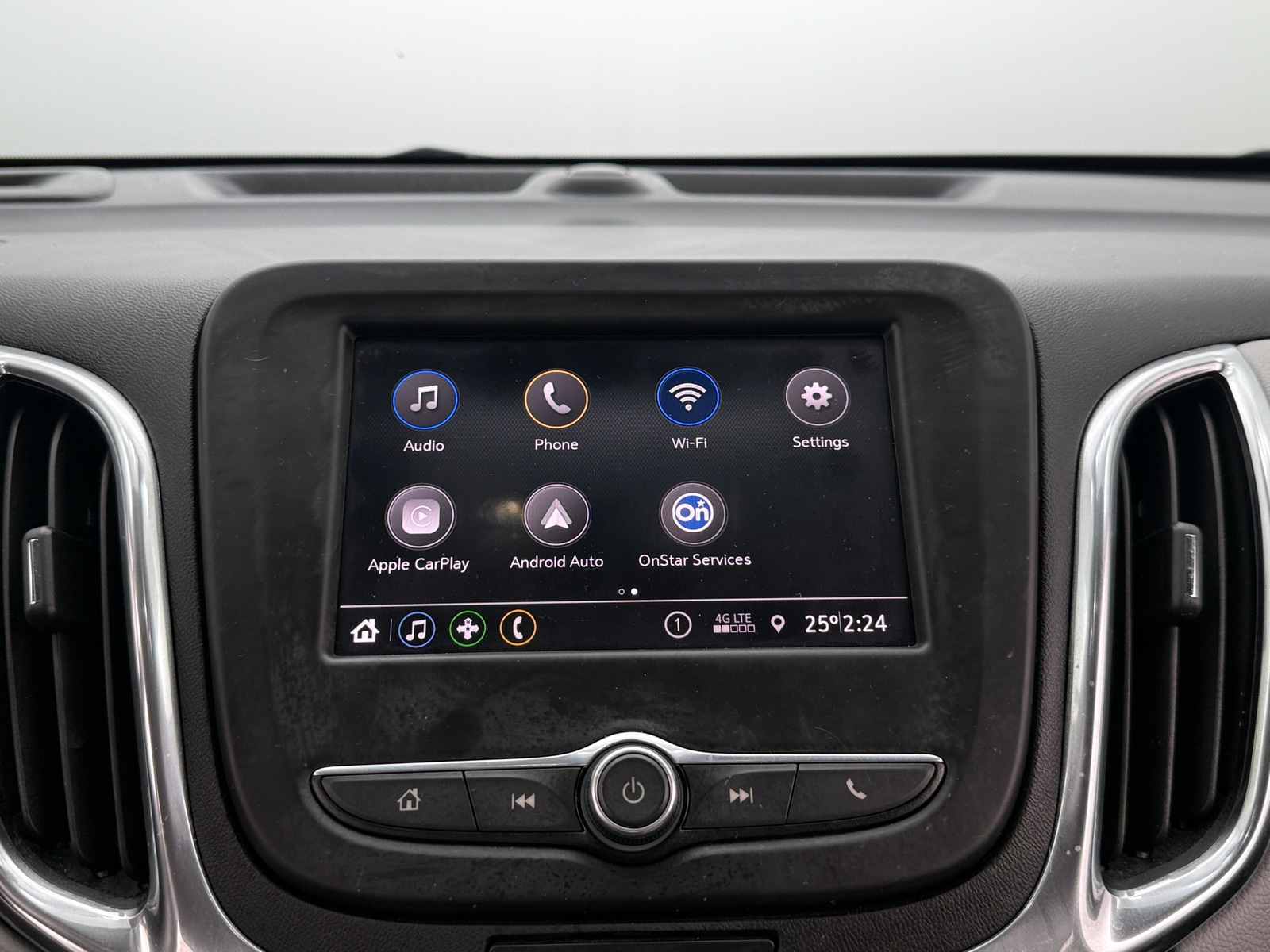 Thumbnail: 2021 Chevrolet Equinox - 4