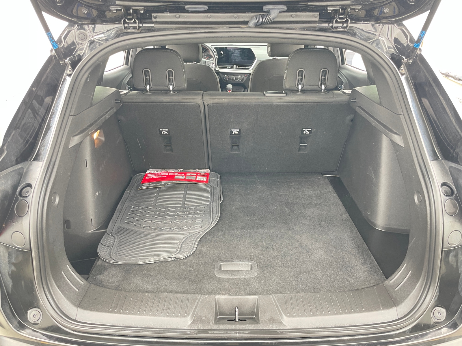 Thumbnail: 2024 Chevrolet Trax - 7