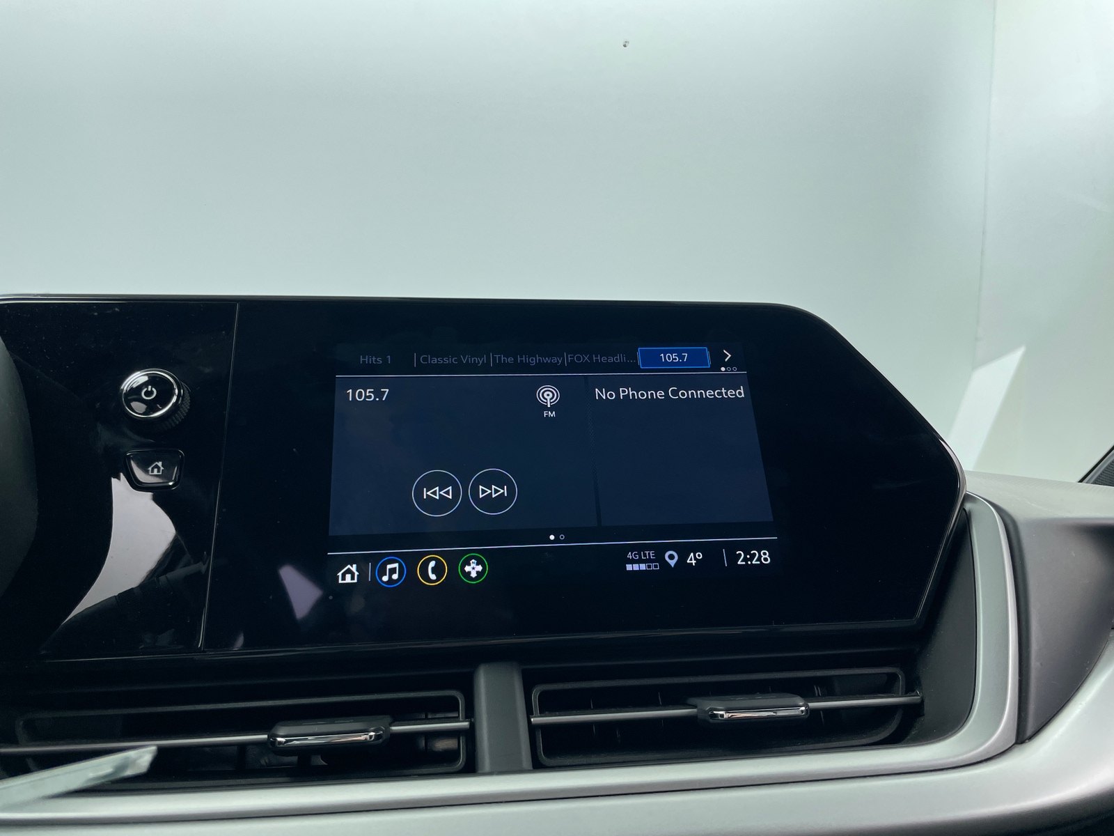 Thumbnail: 2024 Chevrolet Trax - 4