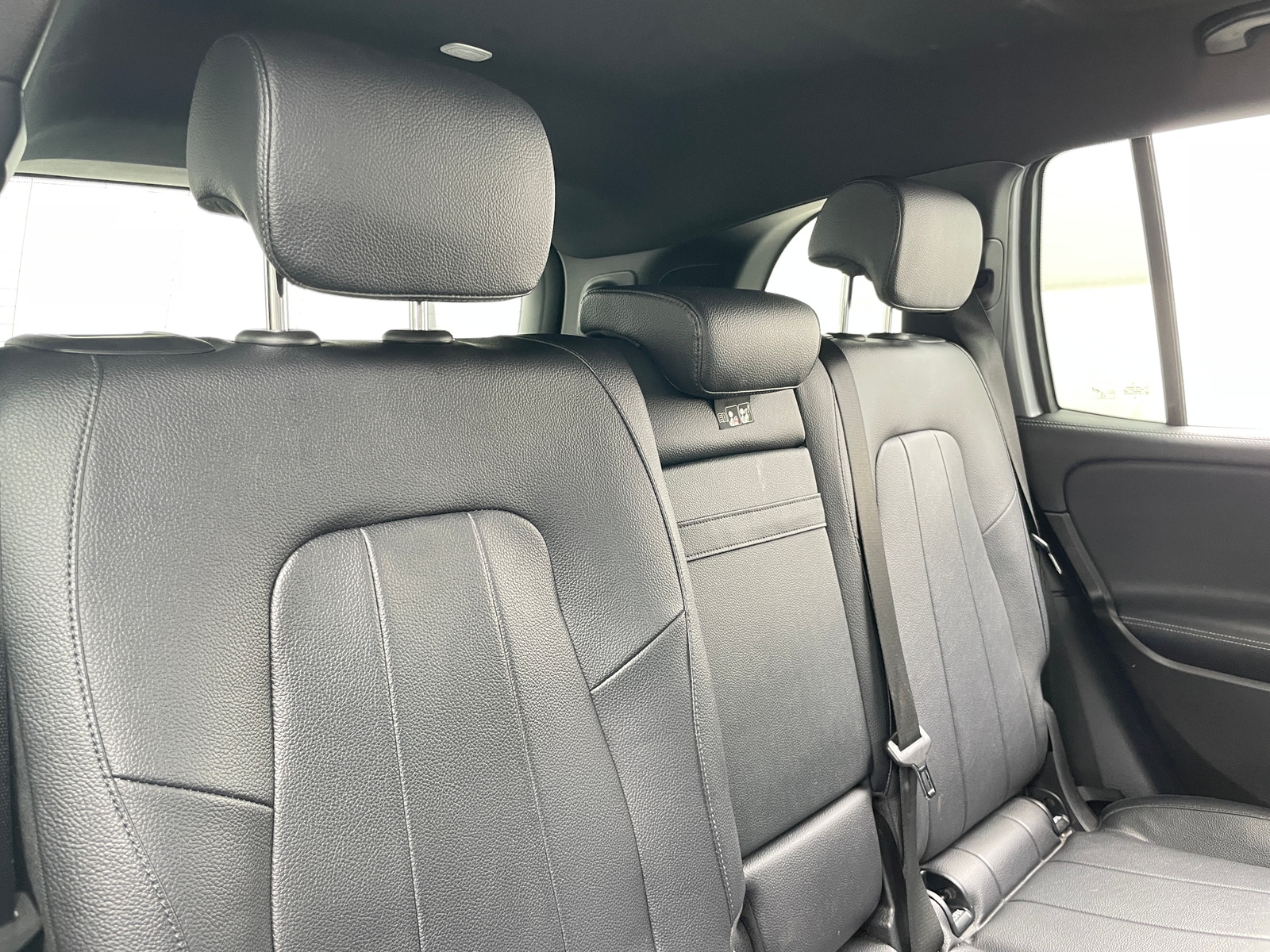 Thumbnail: 2020 Mercedes-Benz GLB - 5