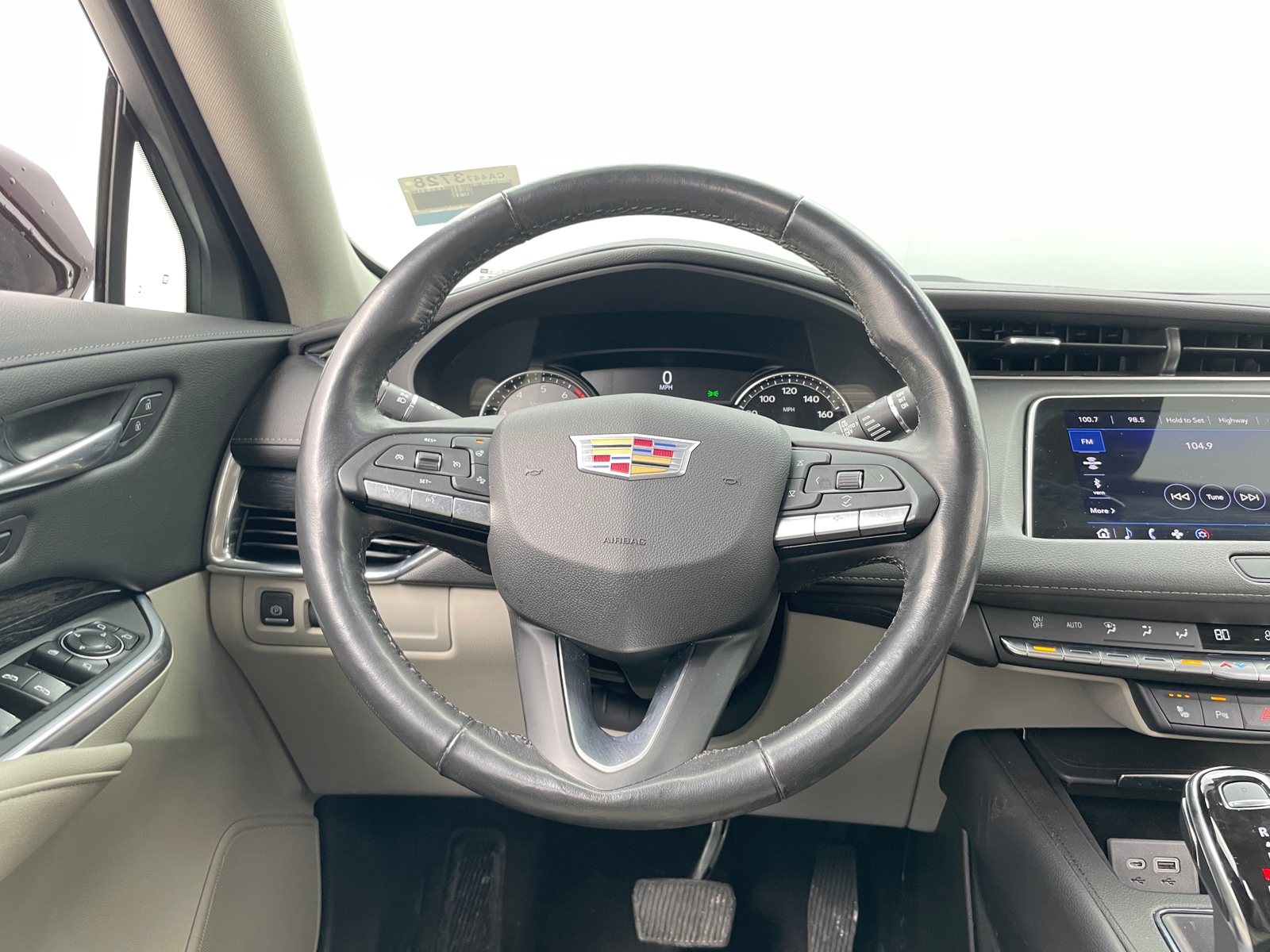 Thumbnail: 2020 Cadillac XT4 - 4