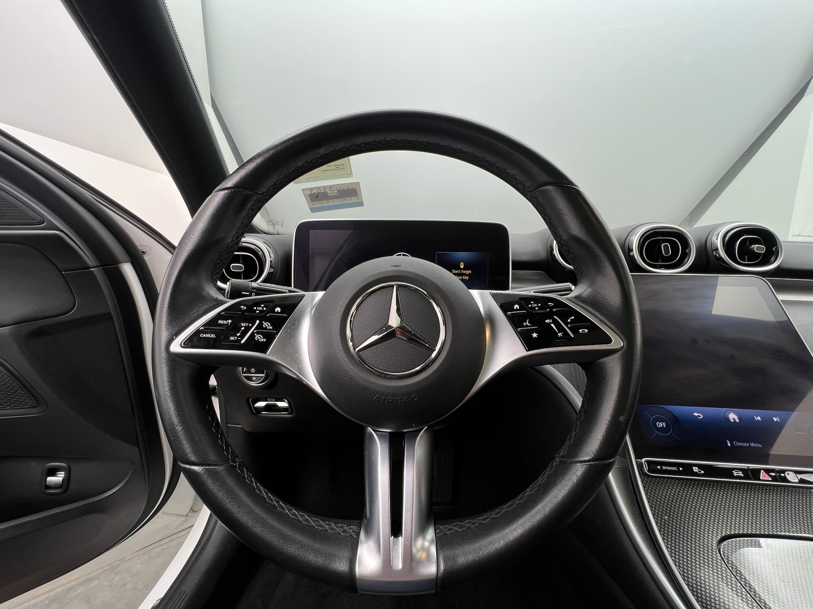 Thumbnail: 2024 Mercedes-Benz C-Class - 4