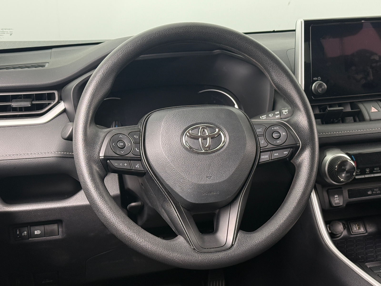 Thumbnail: 2025 Toyota RAV4 - 5