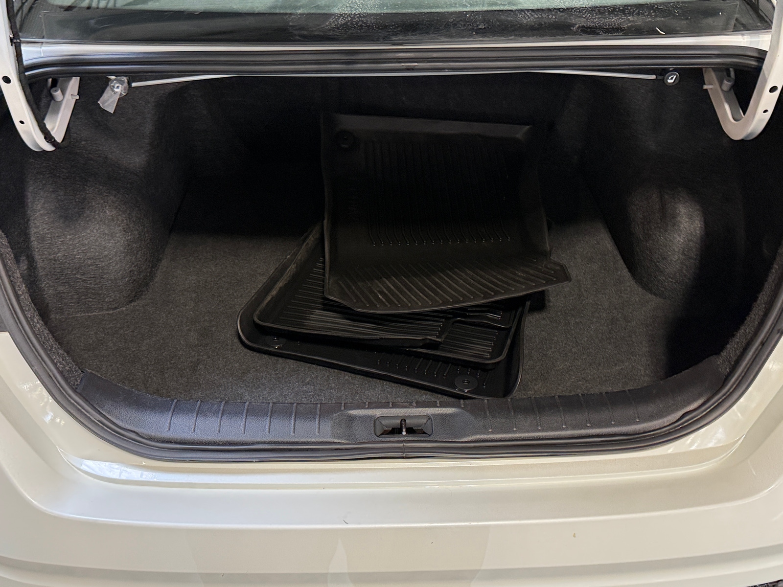 Thumbnail: 2024 Nissan Altima - 7