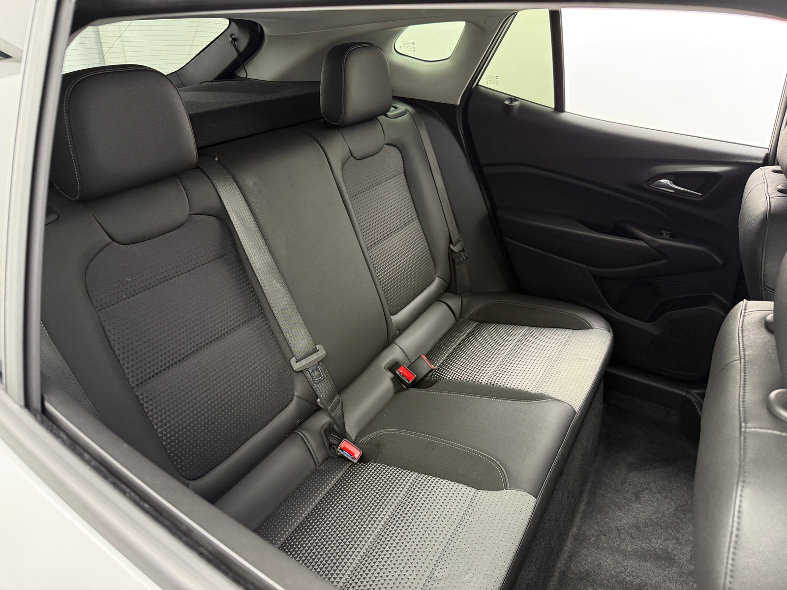 Thumbnail: 2025 Chevrolet Trax - 6