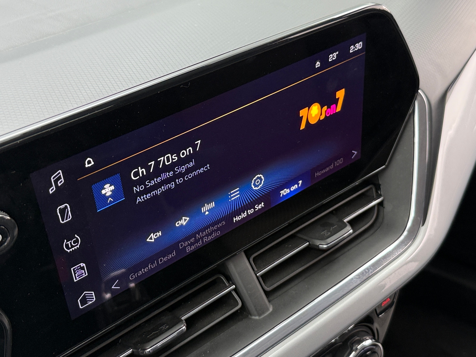 Thumbnail: 2025 Chevrolet Trax - 4